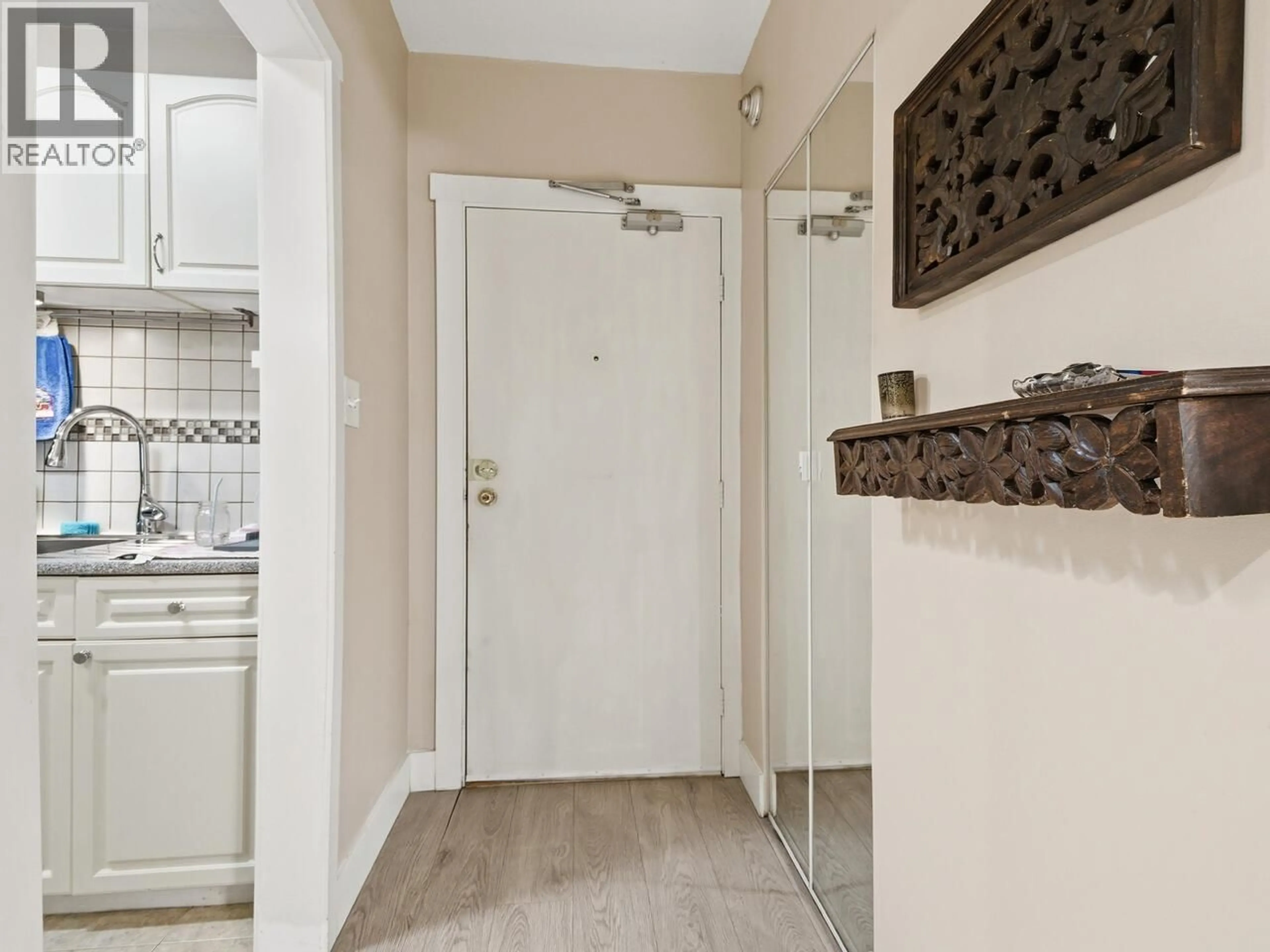 Indoor entryway for 102 - 1655 NELSON STREET, Vancouver British Columbia V6G1M4