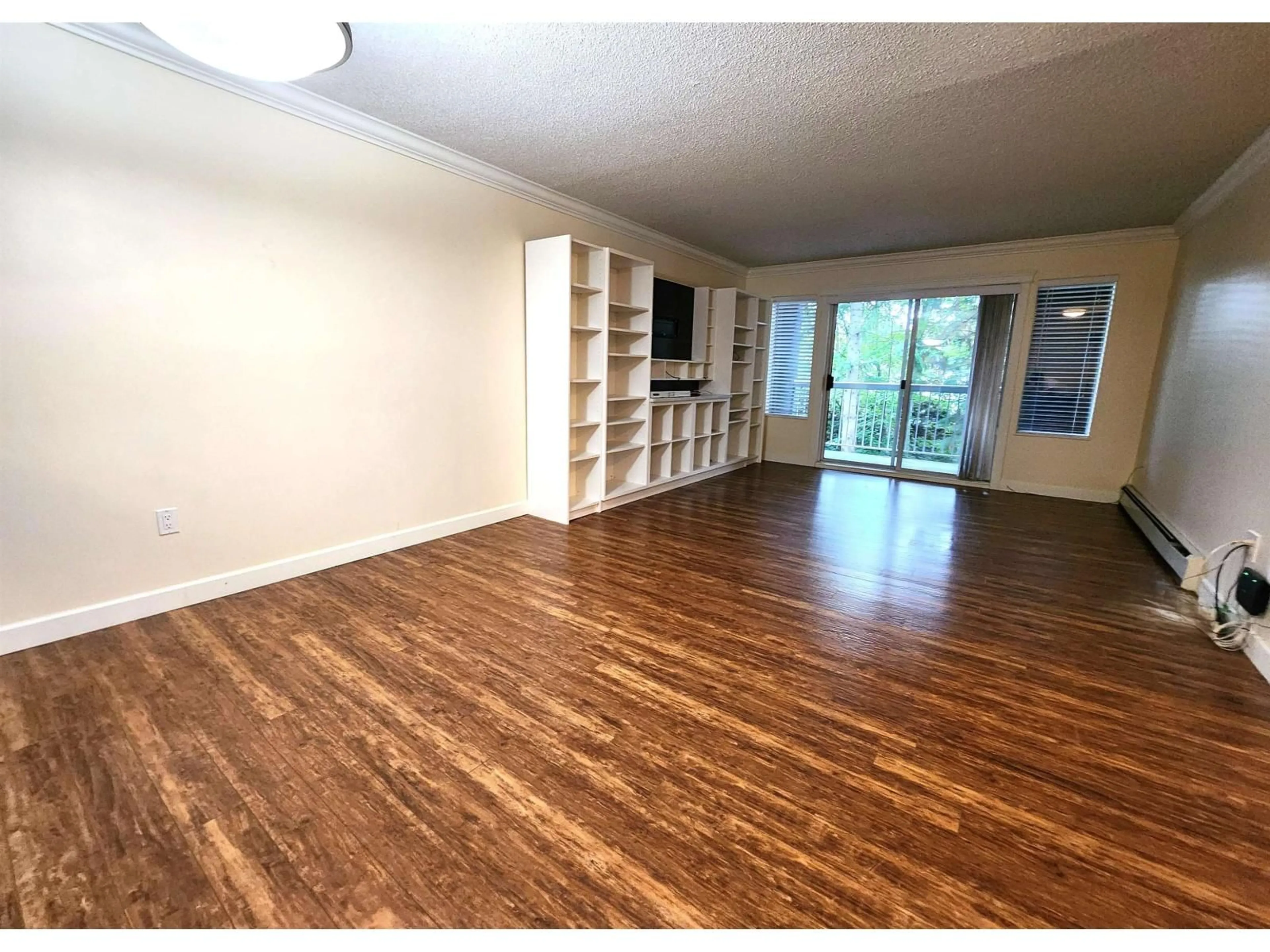 A pic of a room for 102 - 5664 200 STREET, Langley British Columbia V3A1M8