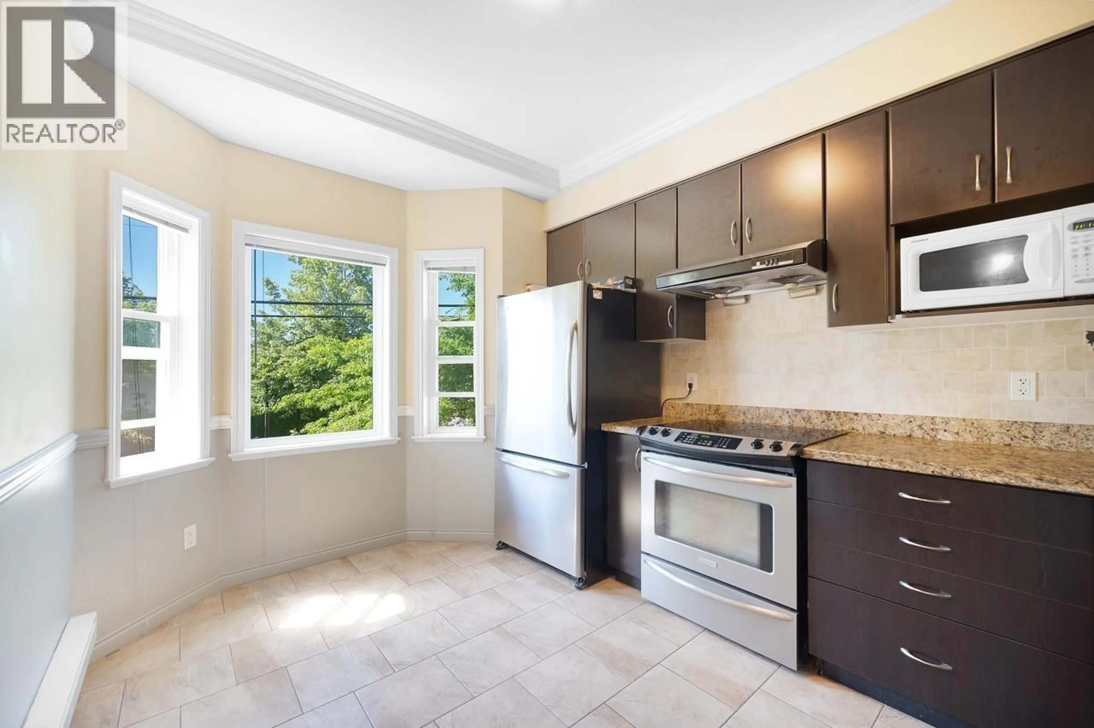 Standard kitchen, ceramic/tile floor for 3 - 9751 FERNDALE ROAD, Richmond British Columbia V6Y1X4