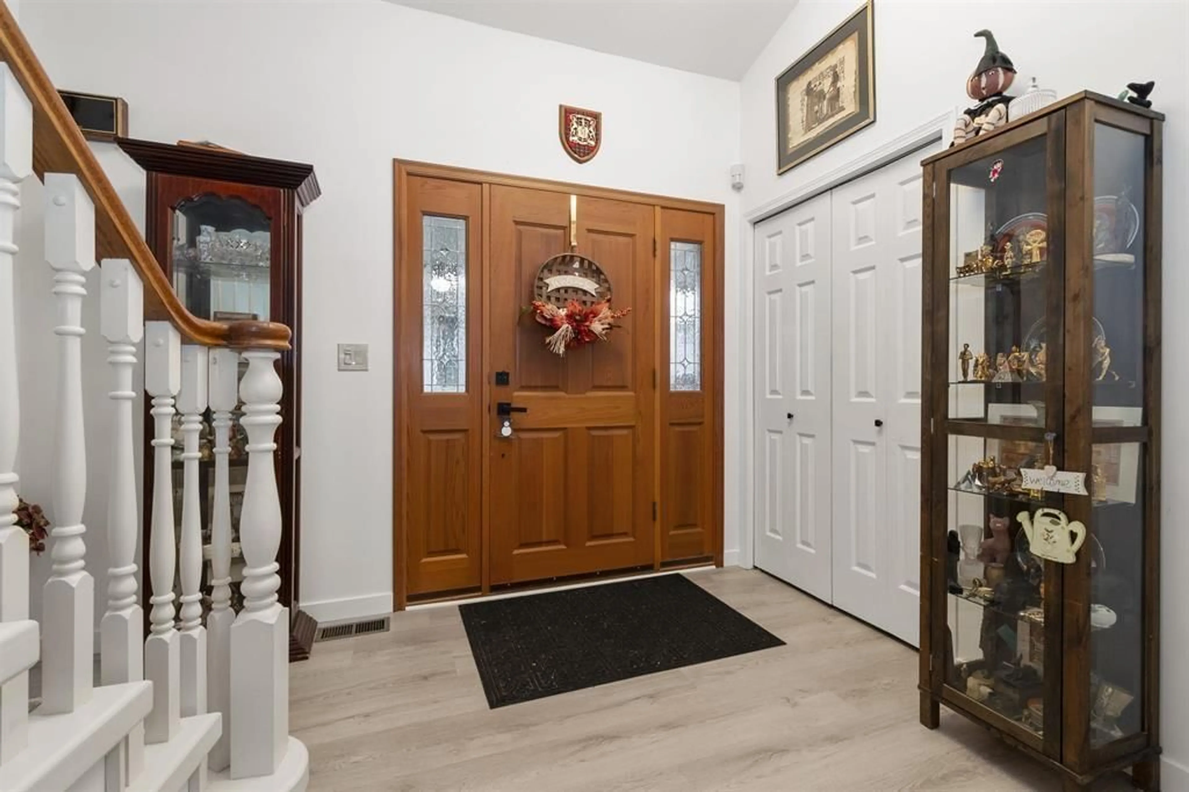 Indoor entryway for 3 - 9515 WOODBINE STREET, Chilliwack British Columbia V2P7T1