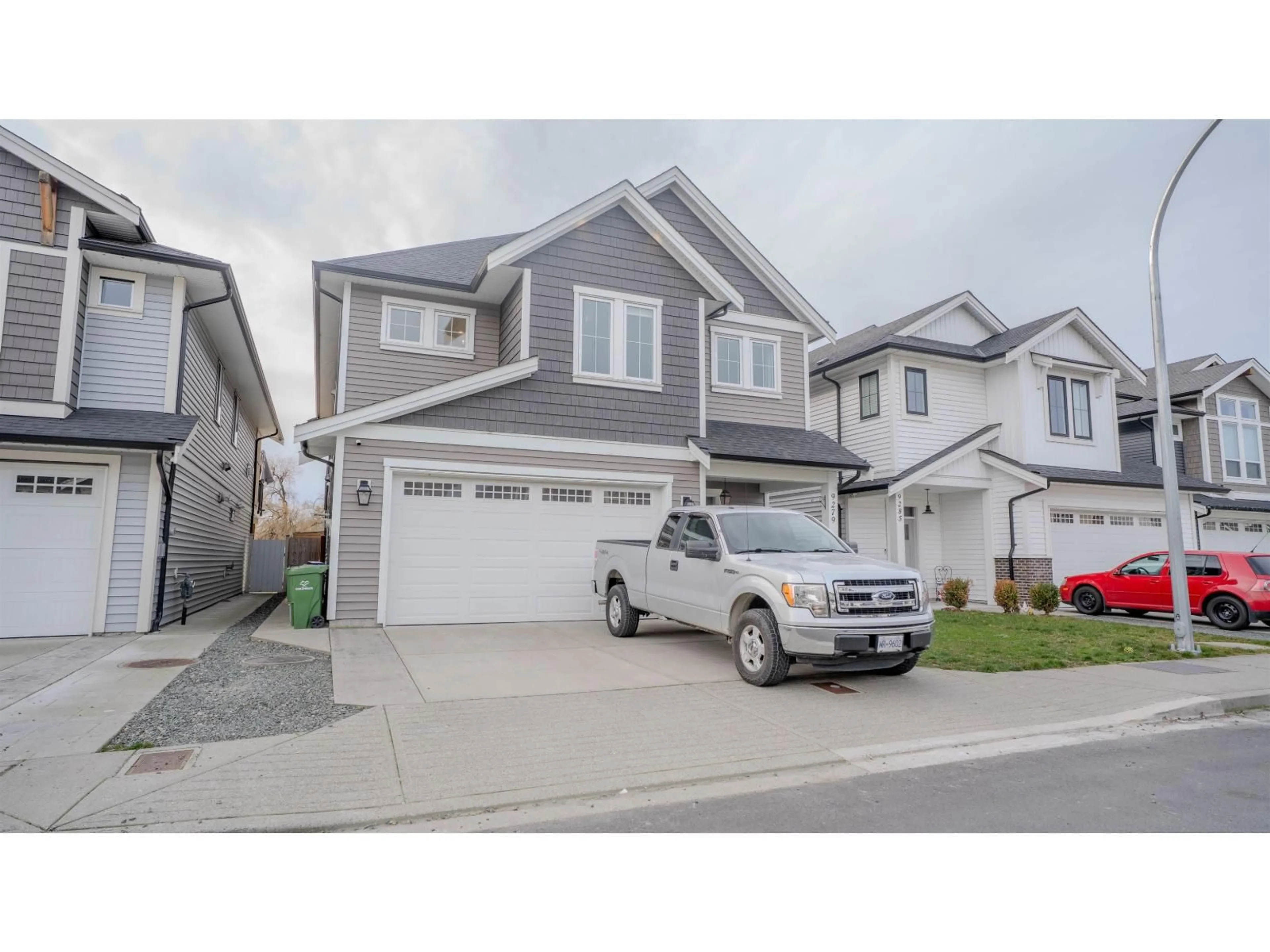 Home with vinyl exterior material, street for 9279 SITKA PLACE, Chilliwack British Columbia V2P8B6