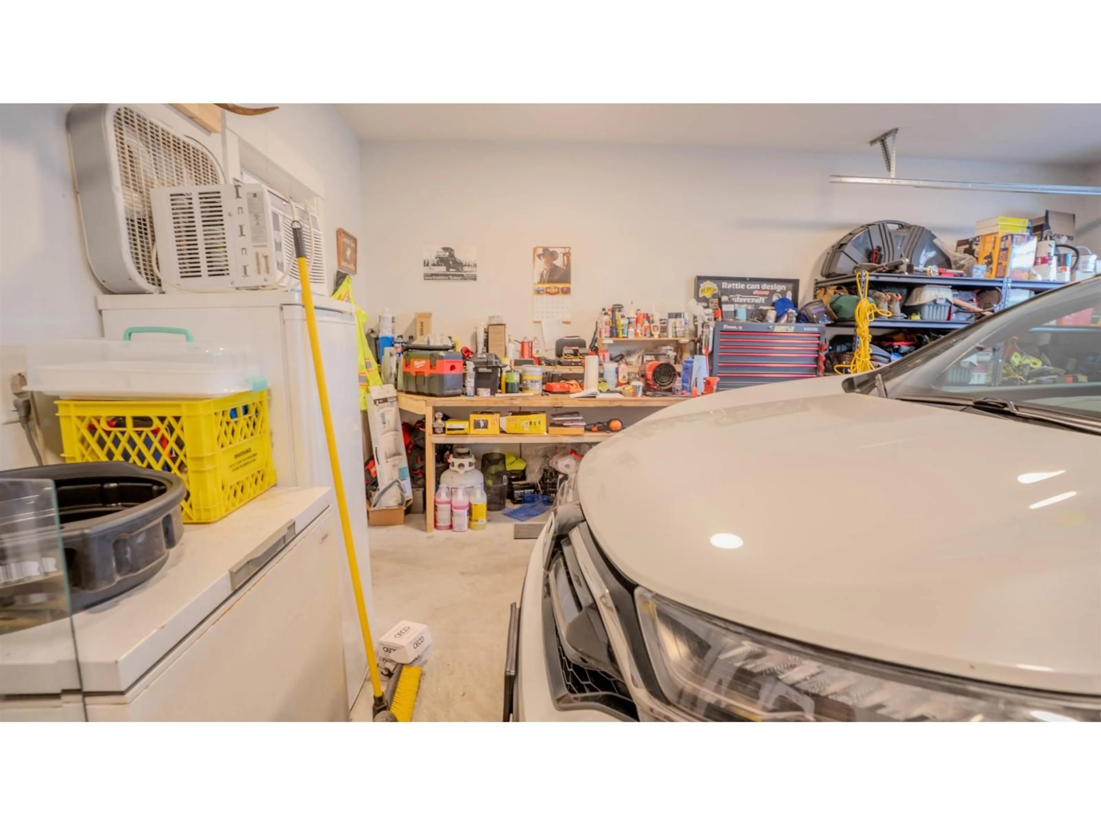 Indoor garage for 9279 SITKA PLACE, Chilliwack British Columbia V2P8B6