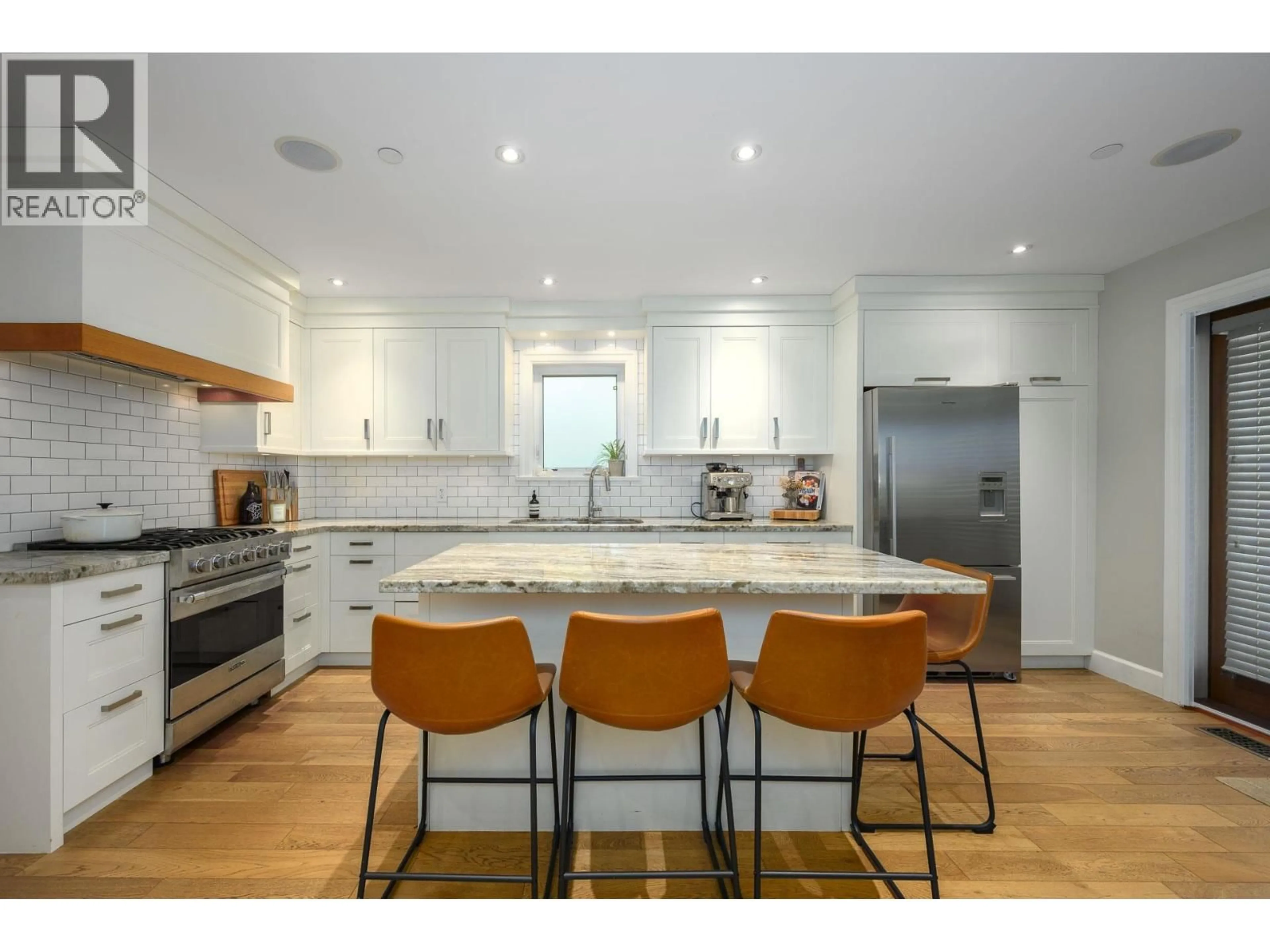 Open concept kitchen, unknown for 4241 BALKAN STREET, Vancouver British Columbia V5V3Z4
