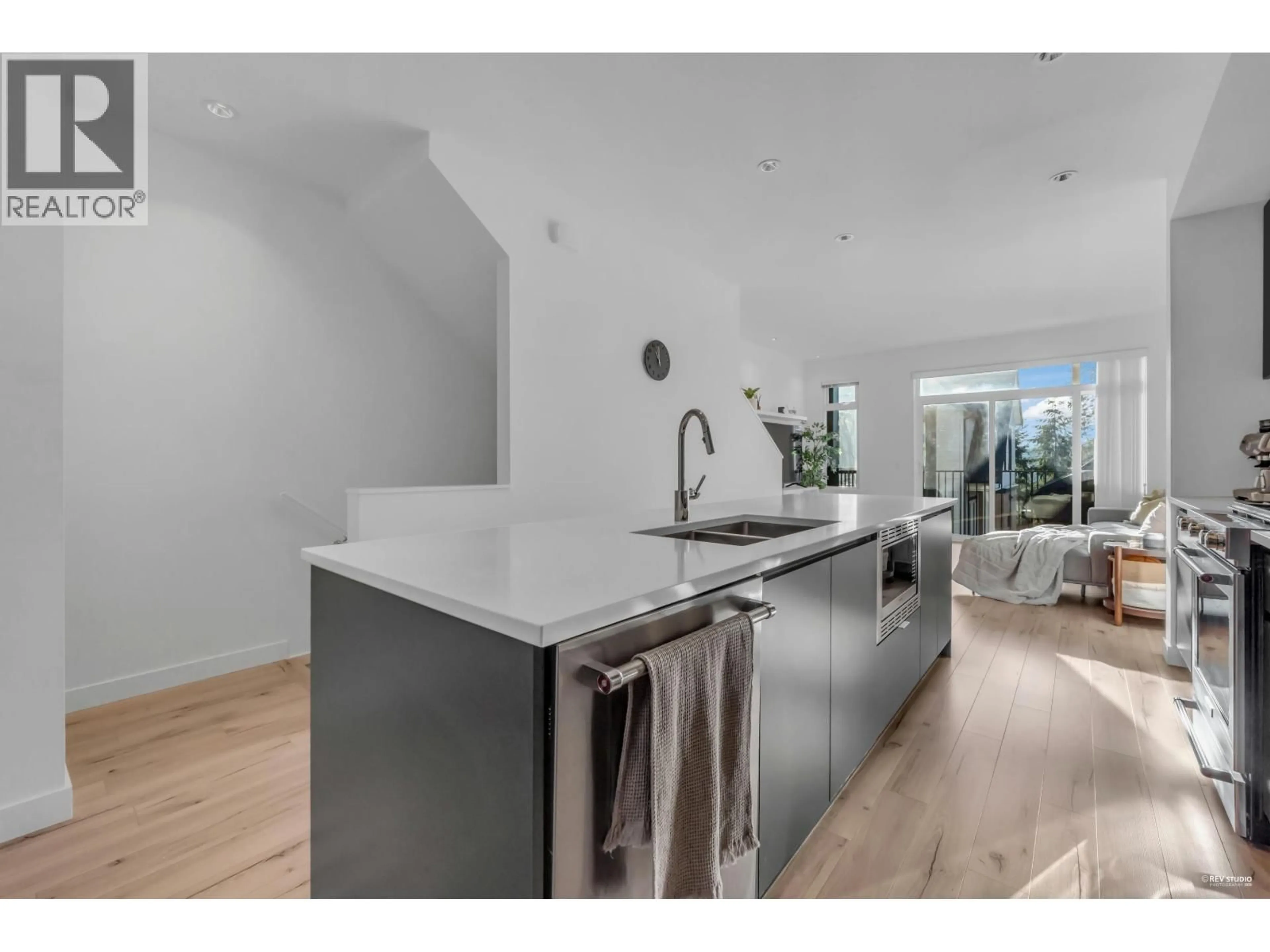Open concept kitchen, unknown for 27 - 1228 HUDSON STREET, Coquitlam British Columbia V3B0R3