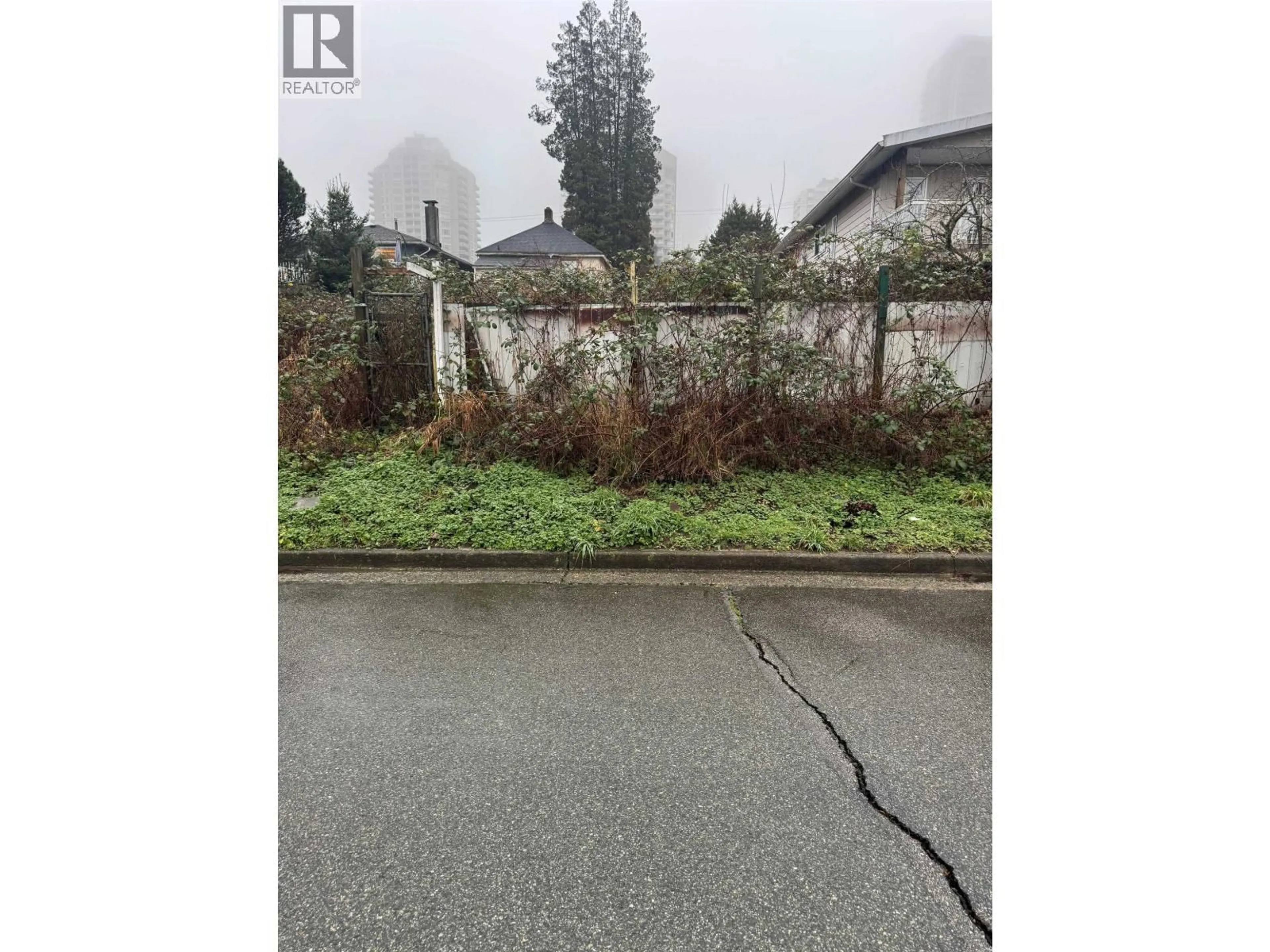 Unknown for 4811 MAITLAND STREET, Burnaby British Columbia V5H1N1