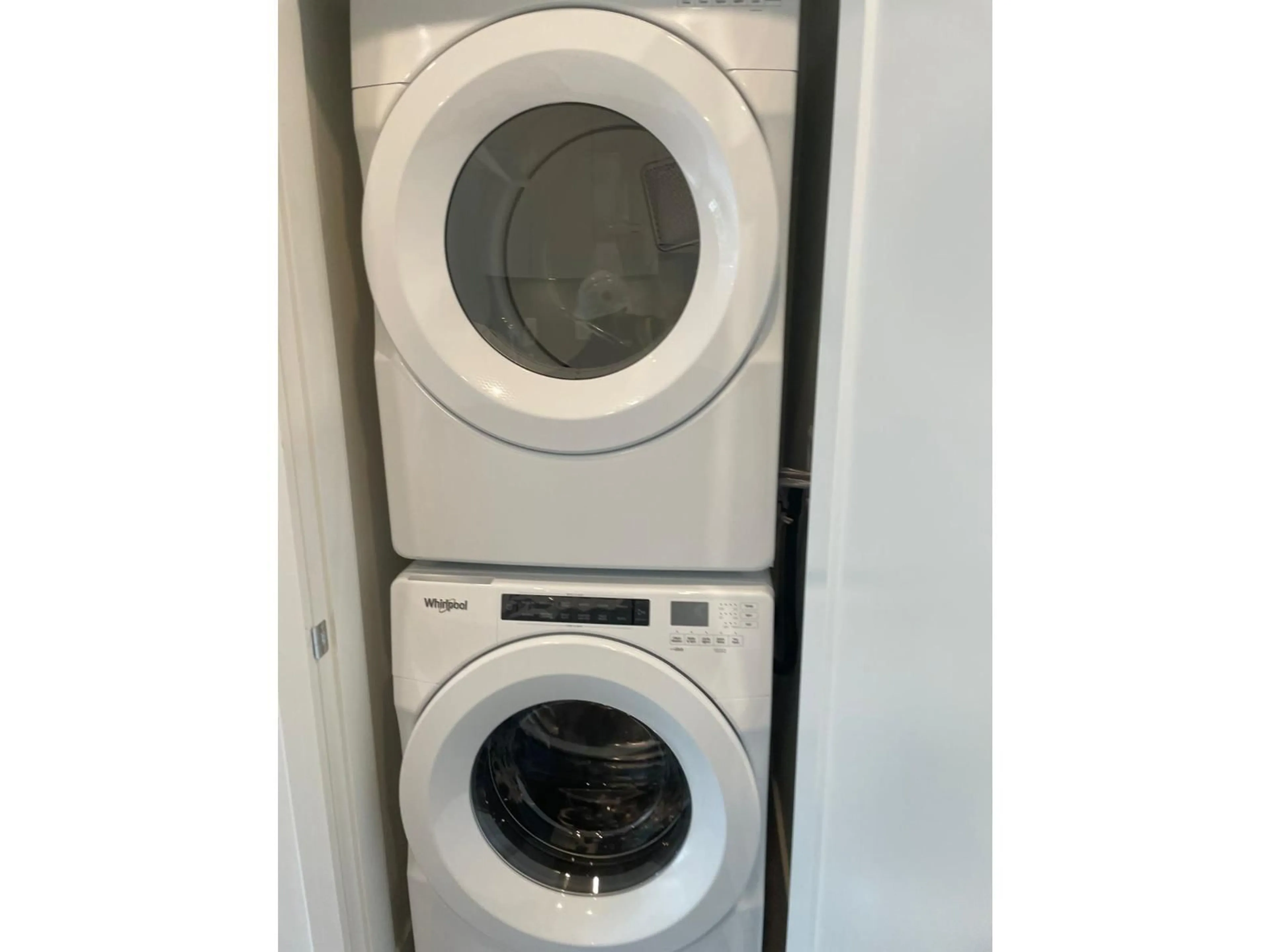 Laundry room for 209 - 13788 76 AVENUE, Surrey British Columbia V3W3V9