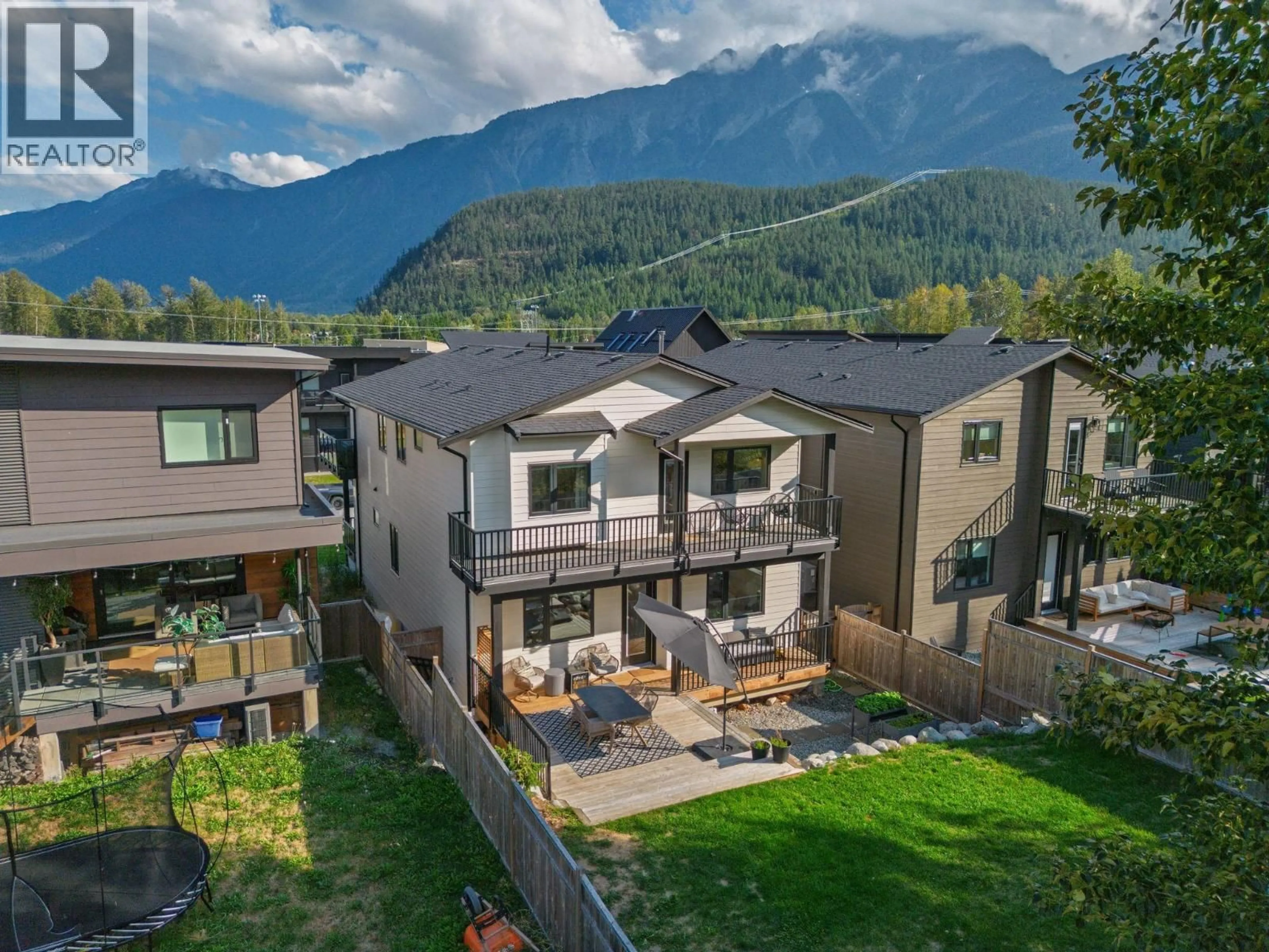 A pic from outside/outdoor area/front of a property/back of a property/a pic from drone, mountain view for 2026 TIYATA BOULEVARD, Pemberton British Columbia V0N0A7