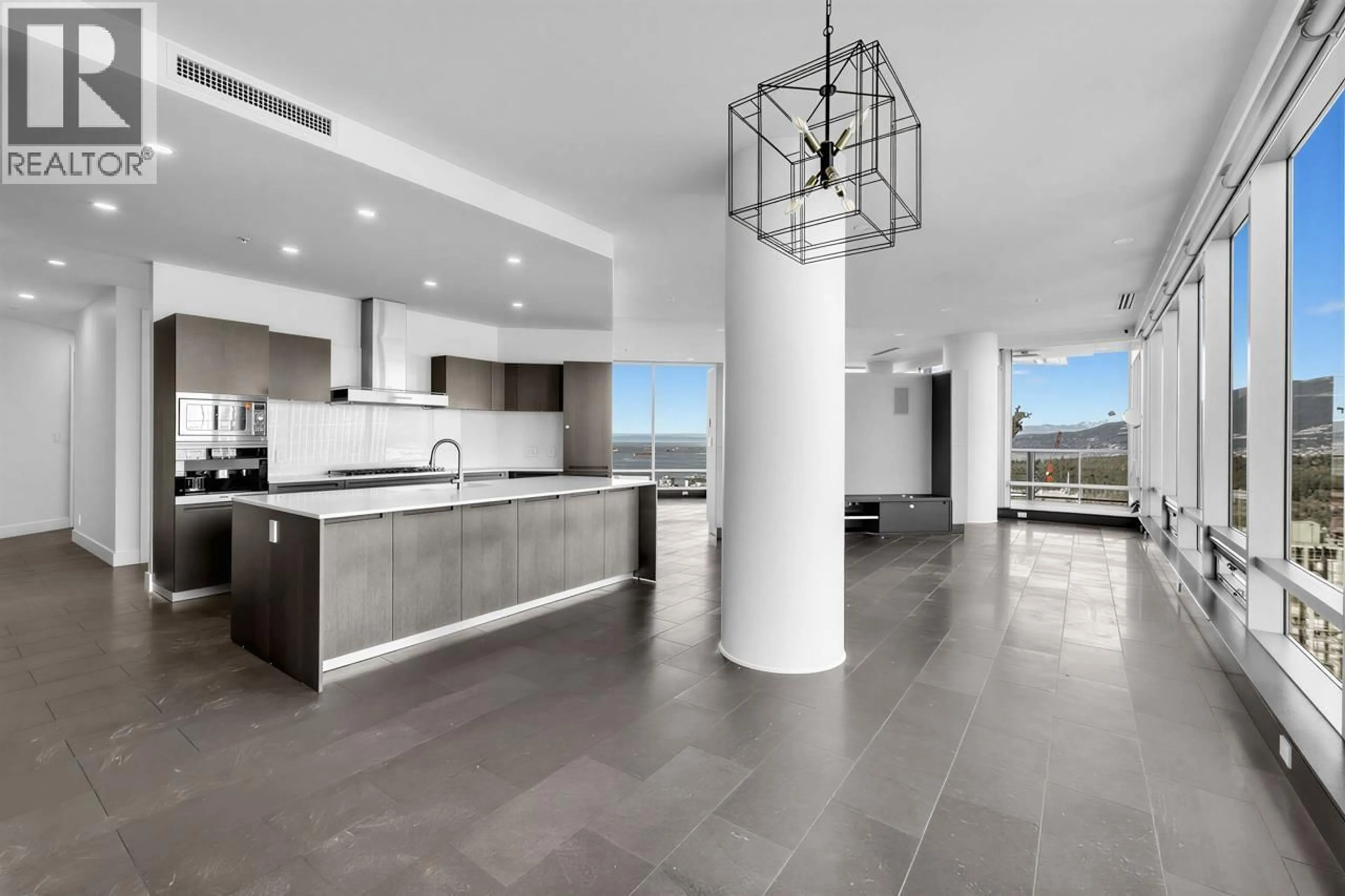 Open concept kitchen, ceramic/tile floor for 4401 - 1128 GEORGIA STREET, Vancouver British Columbia V6E0A8