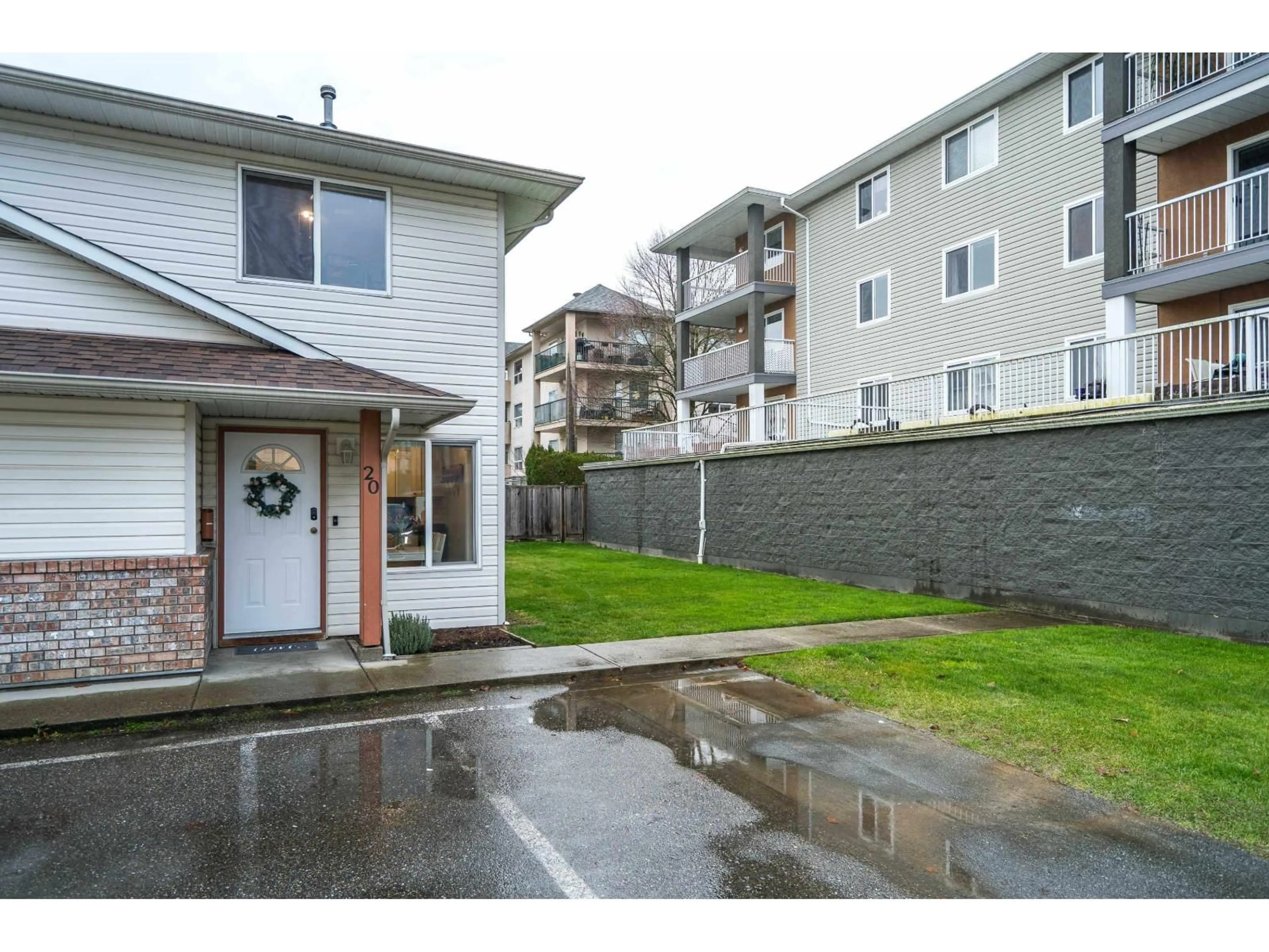 Patio, street for 20 - 9206 CORBOULD STREET, Chilliwack British Columbia V2P4A5