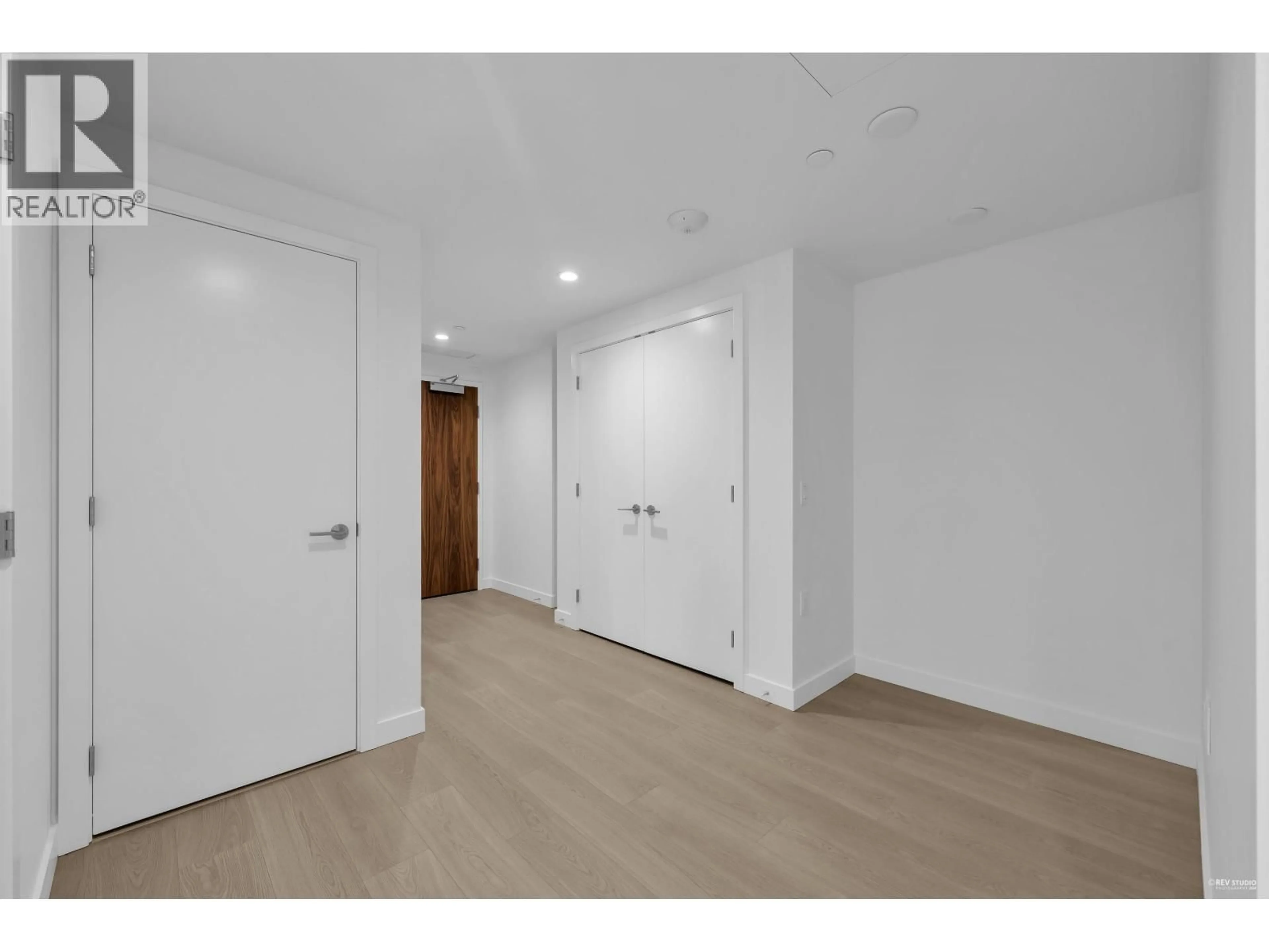 Unknown for 2707 - 6537 TELFORD AVENUE, Burnaby British Columbia V5H0K9