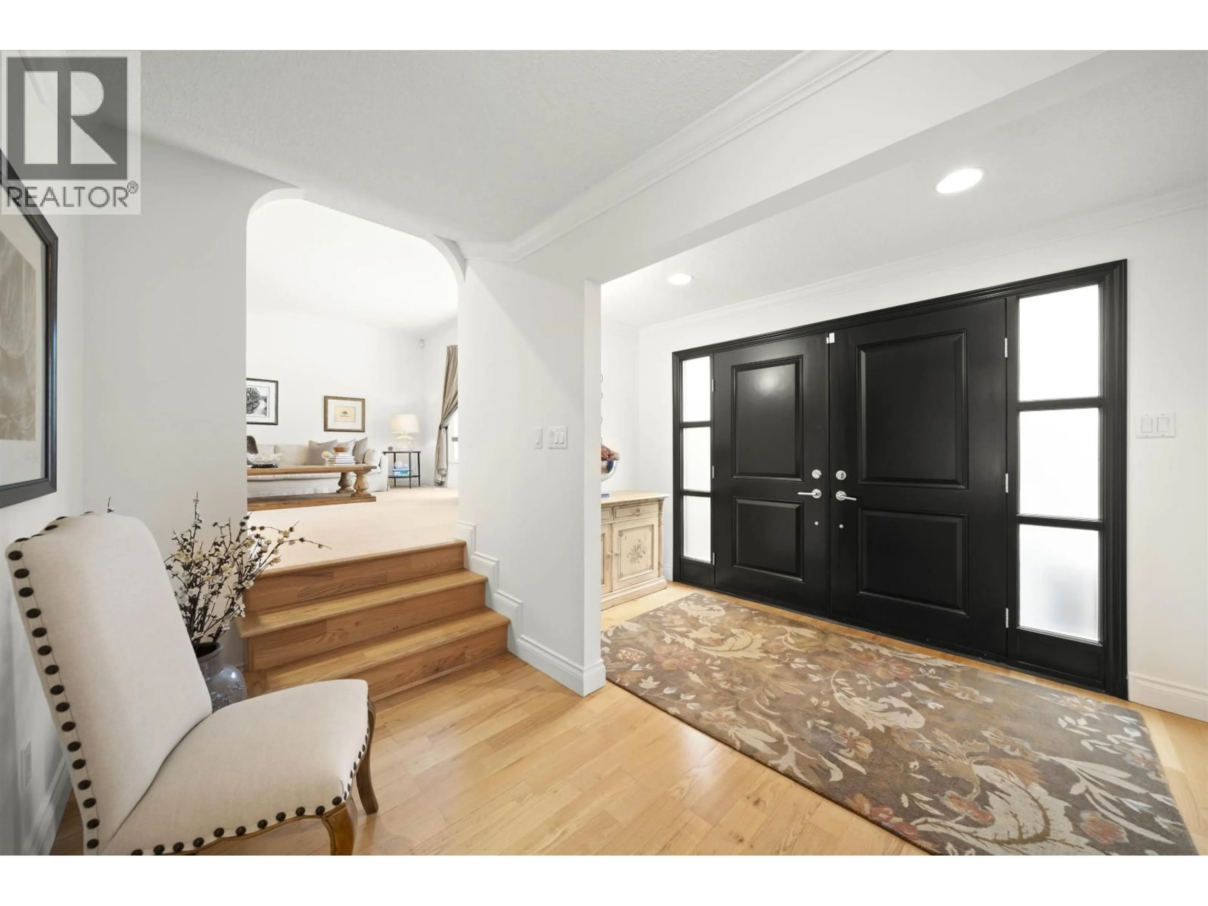 Indoor entryway for 515 ERIN PLACE, Delta British Columbia V4M2V7