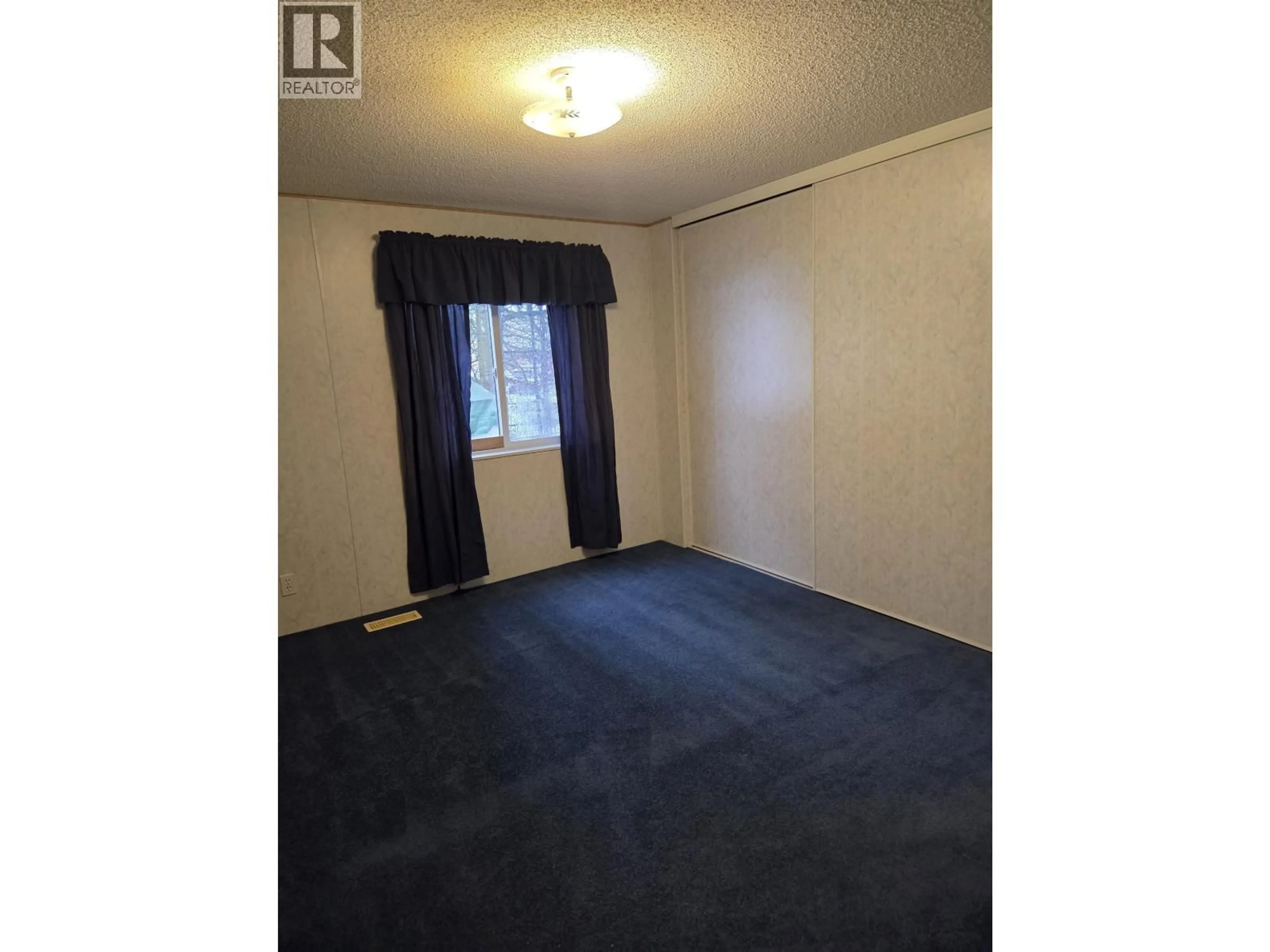 A pic of a room for 2927 GREENFOREST CRESCENT, Prince George British Columbia V2K5B5