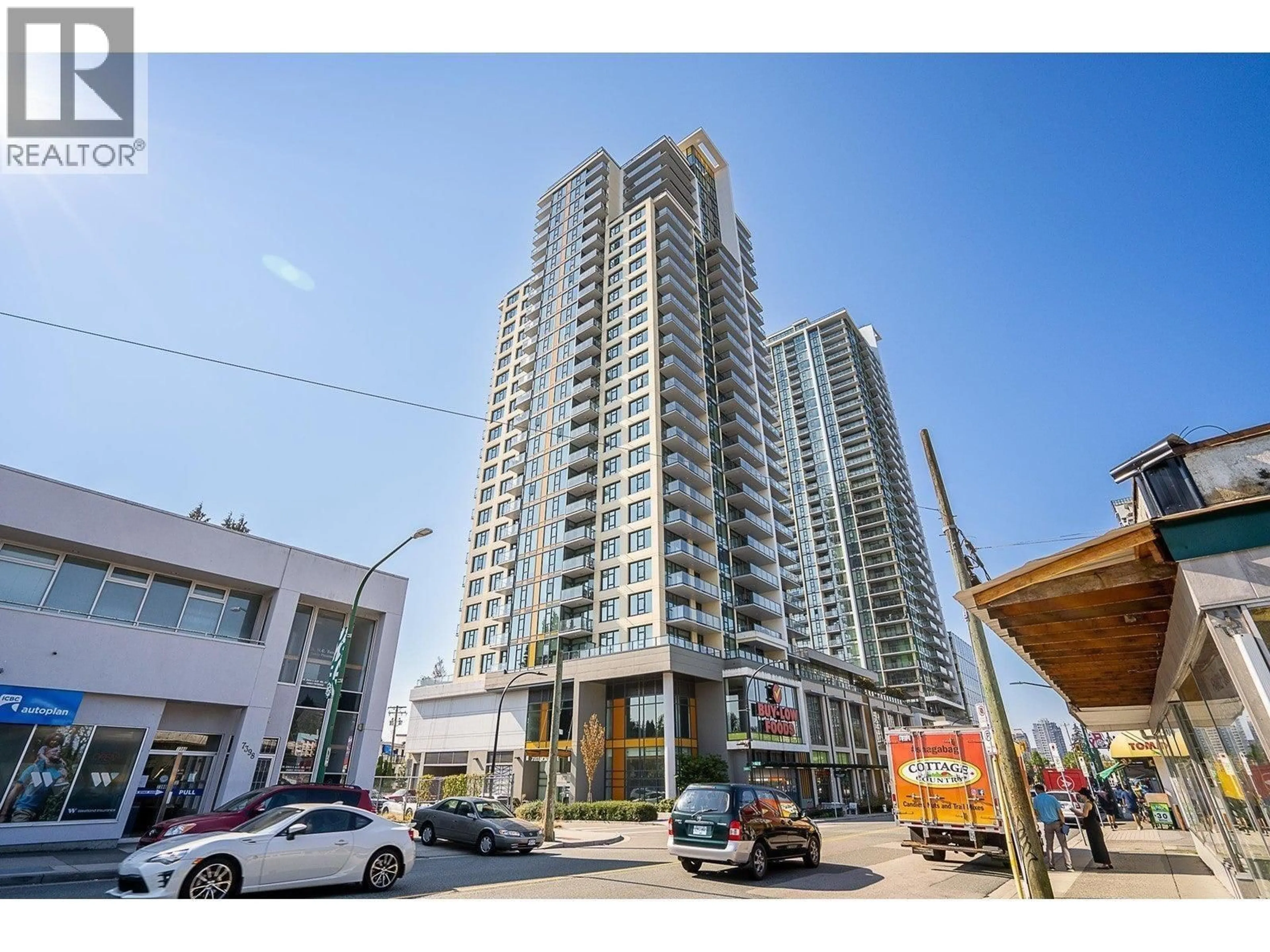 Indoor foyer for 902 - 7303 NOBLE LANE, Burnaby British Columbia V3N0H2