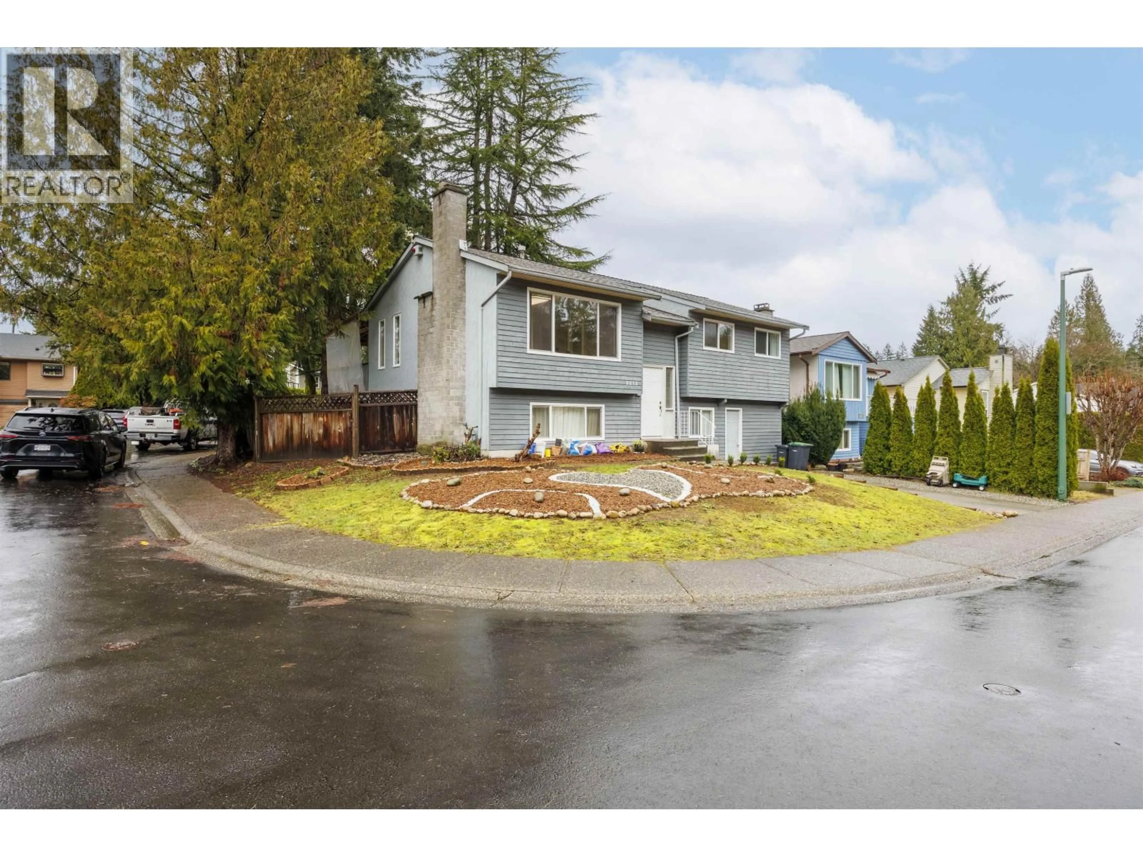 Unknown for 3213 SALT SPRING AVENUE, Coquitlam British Columbia V3E1E6