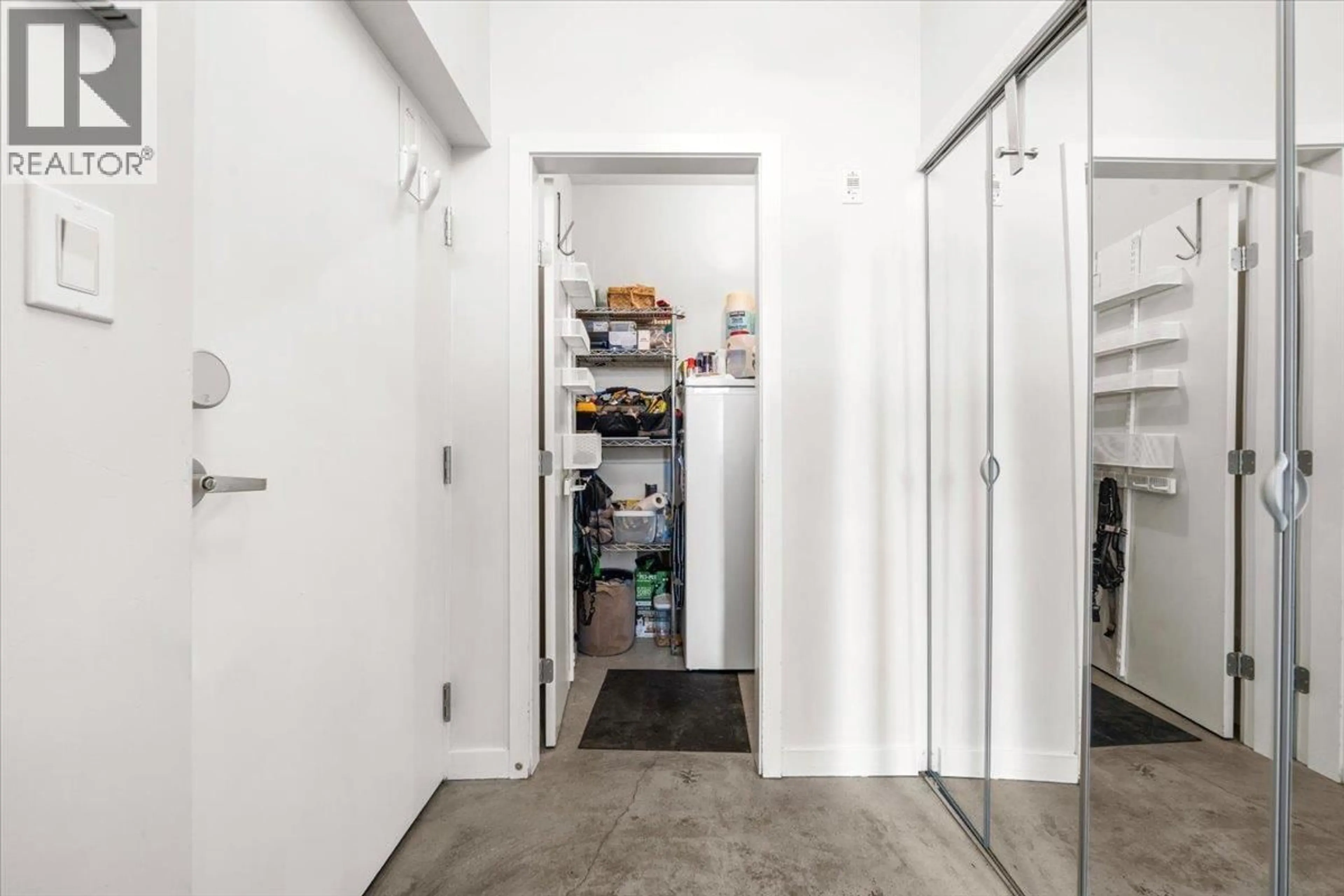 Unknown for 3485 VICTORIA DRIVE, Vancouver British Columbia V5N4M5