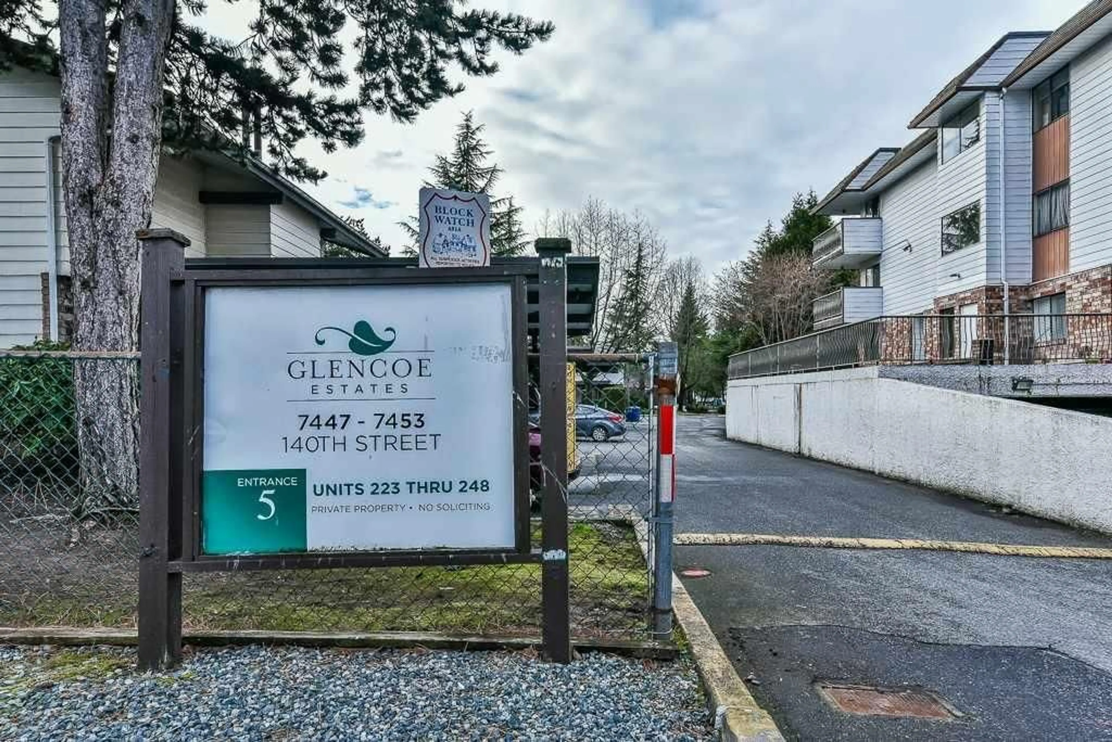 Unknown for 239 - 7447 140 STREET, Surrey British Columbia V3W6G5