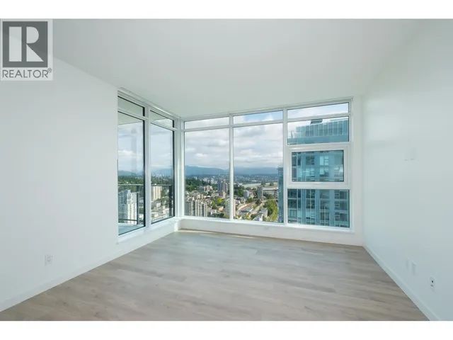 4004 - 680 QUAYSIDE DRIVE, New Westminster 3