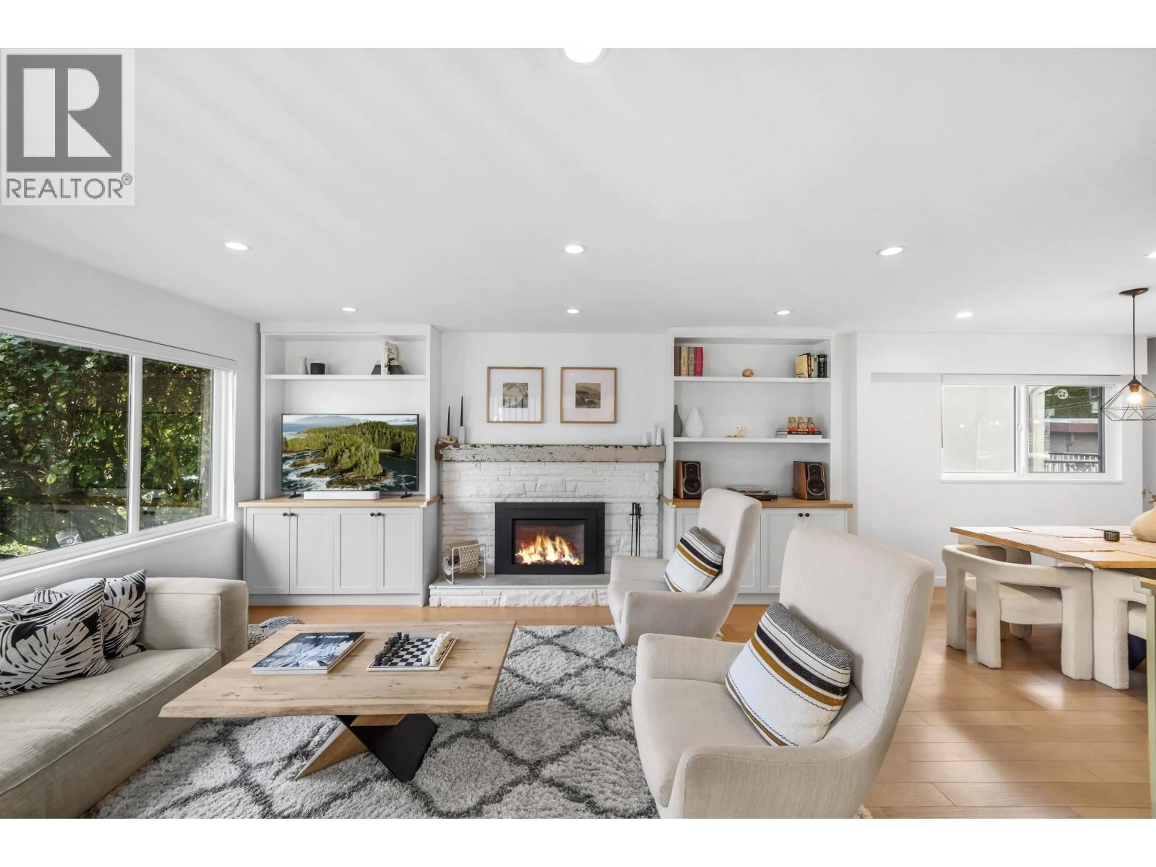 Living room with furniture, unknown for 4921 CHESTER STREET, Vancouver British Columbia V5W3A7