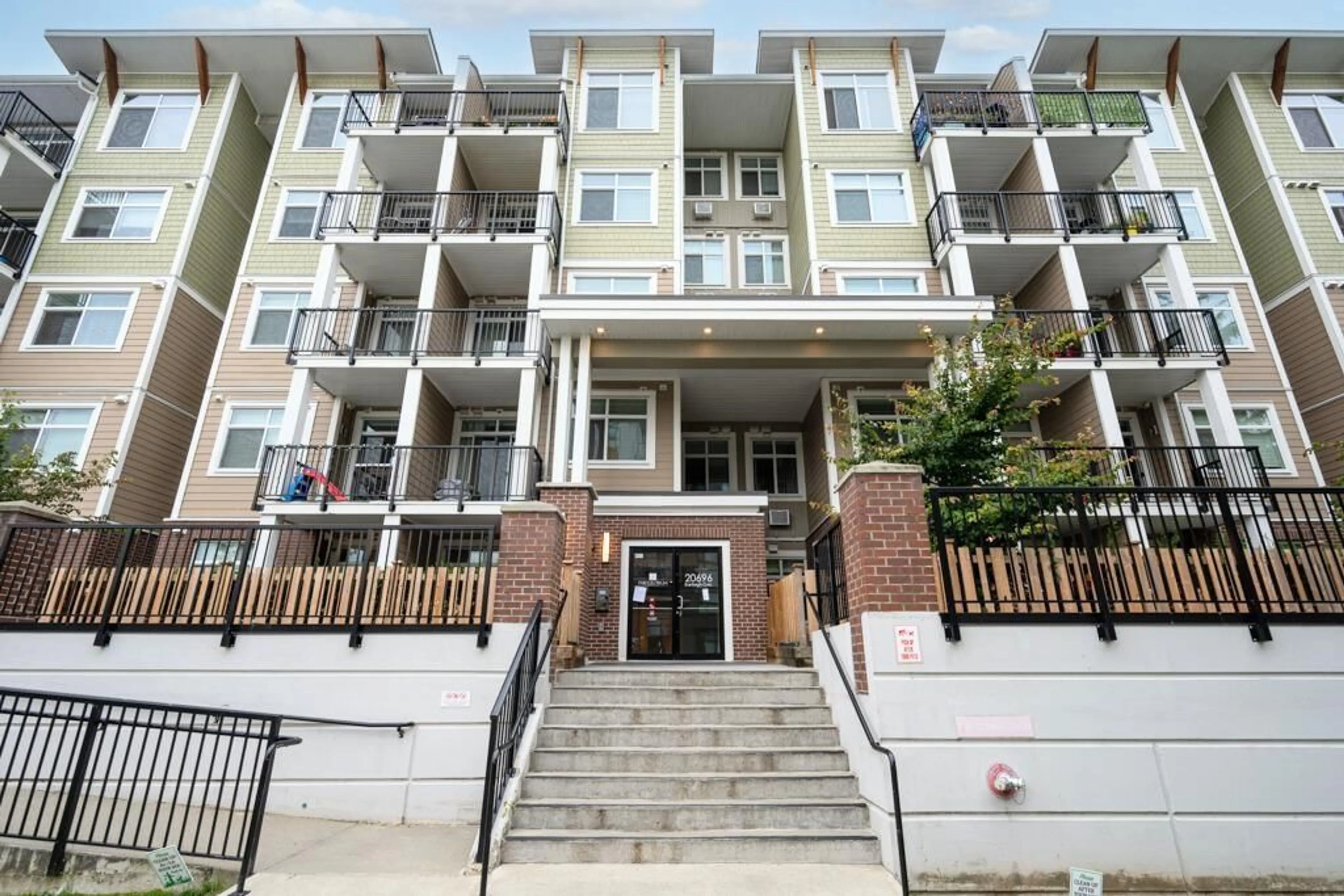 Unknown for 503 - 20696 EASTLEIGH CRESCENT, Langley British Columbia V3A0M3