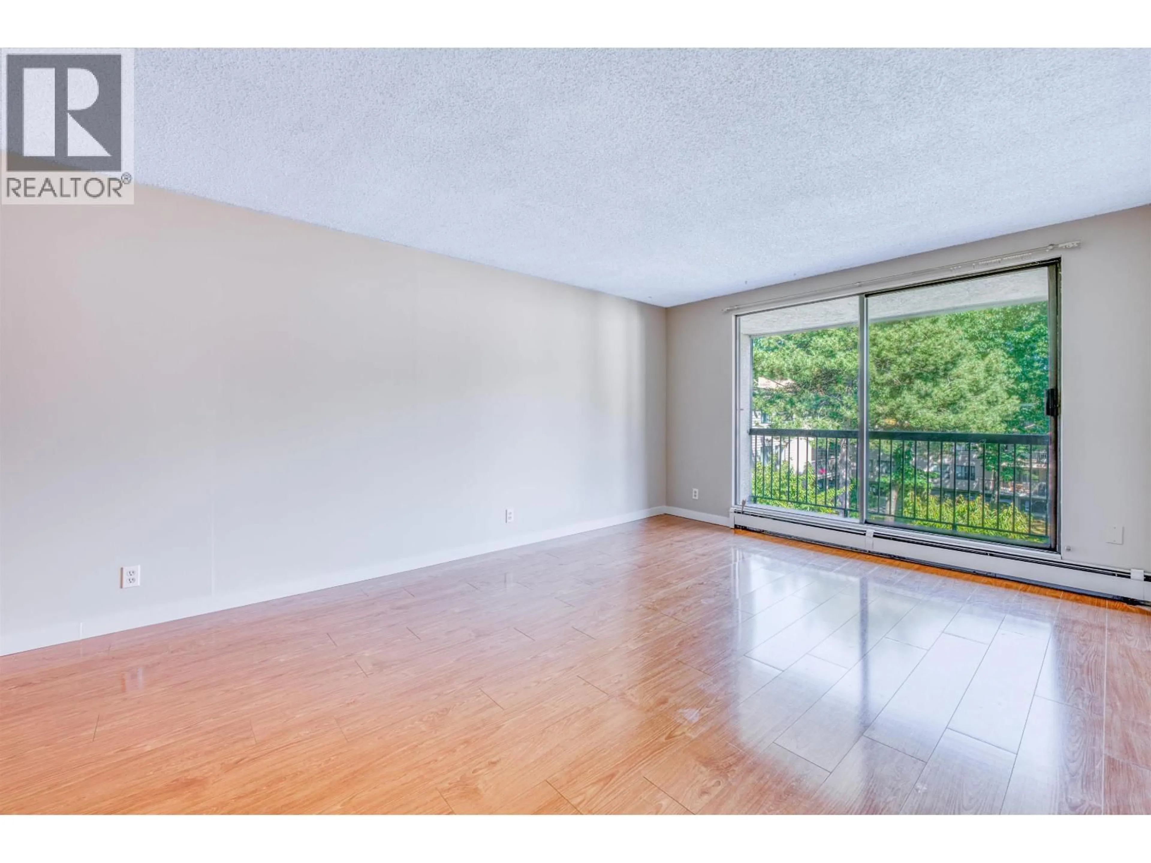 A pic of a room for 306 - 5500 COONEY ROAD, Richmond British Columbia V6X3E5