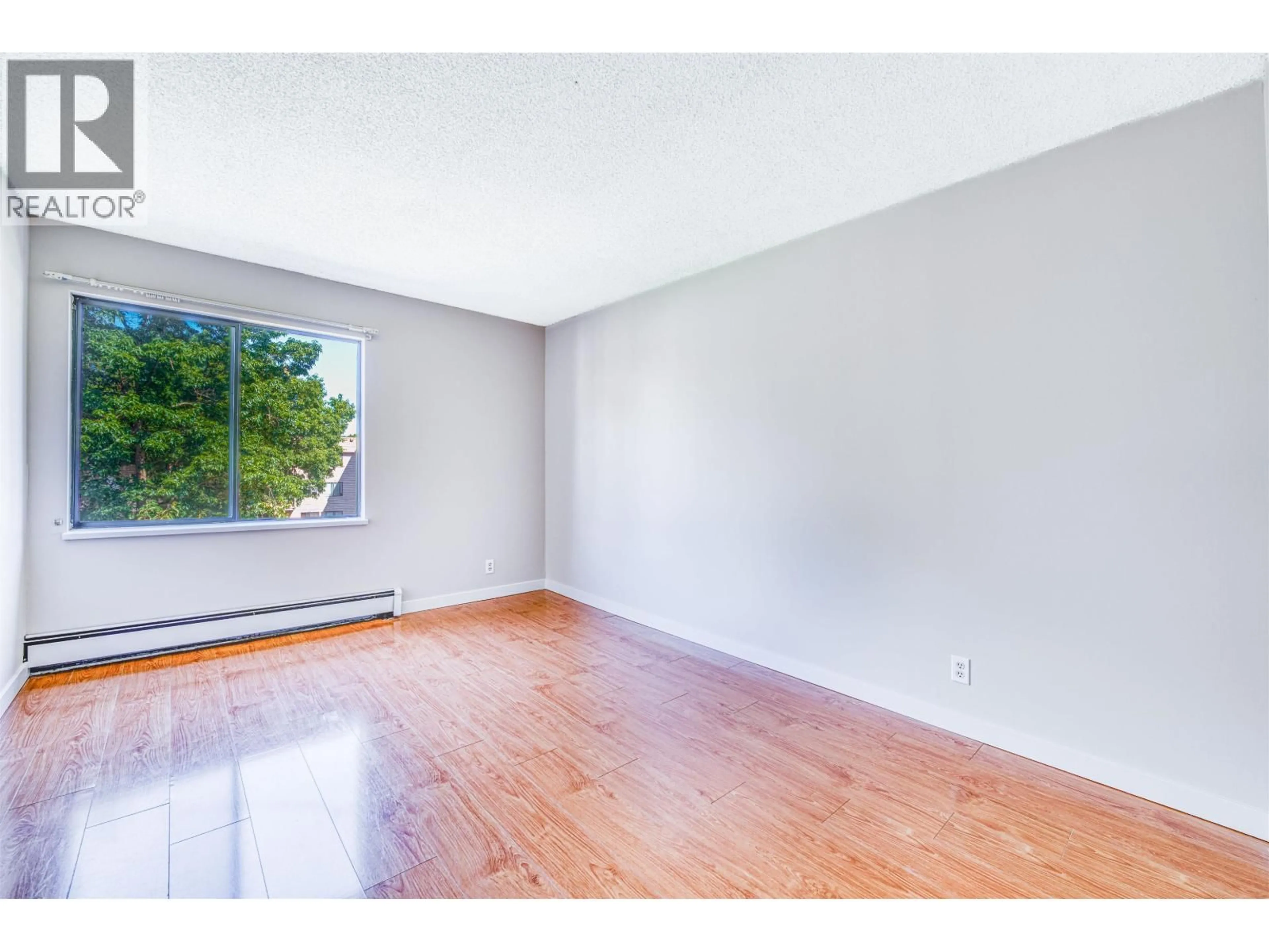 A pic of a room for 306 - 5500 COONEY ROAD, Richmond British Columbia V6X3E5