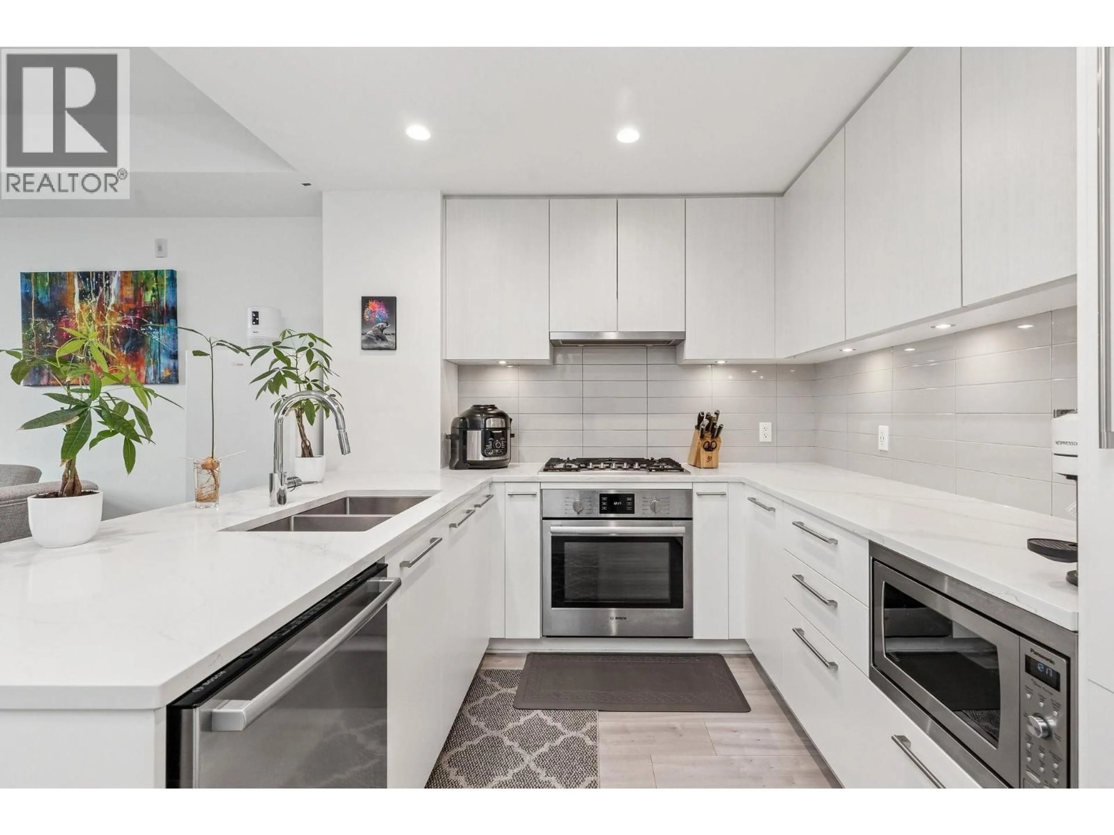 Contemporary kitchen, ceramic/tile floor for 266 - 2035 GLENAIRE DRIVE, North Vancouver British Columbia V7P1Y2
