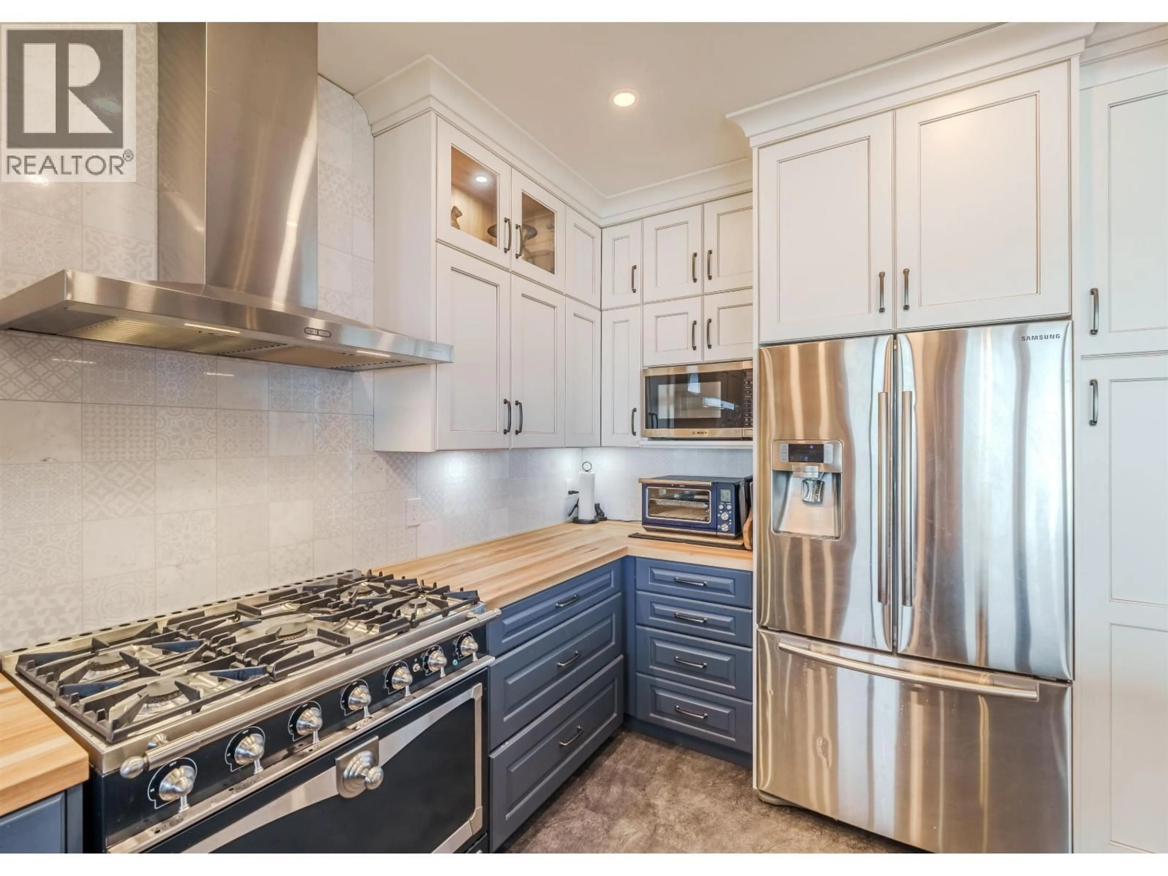 Open concept kitchen, unknown for 1211 GREEN LAKE ROAD, 100 Mile House British Columbia V0K2K0