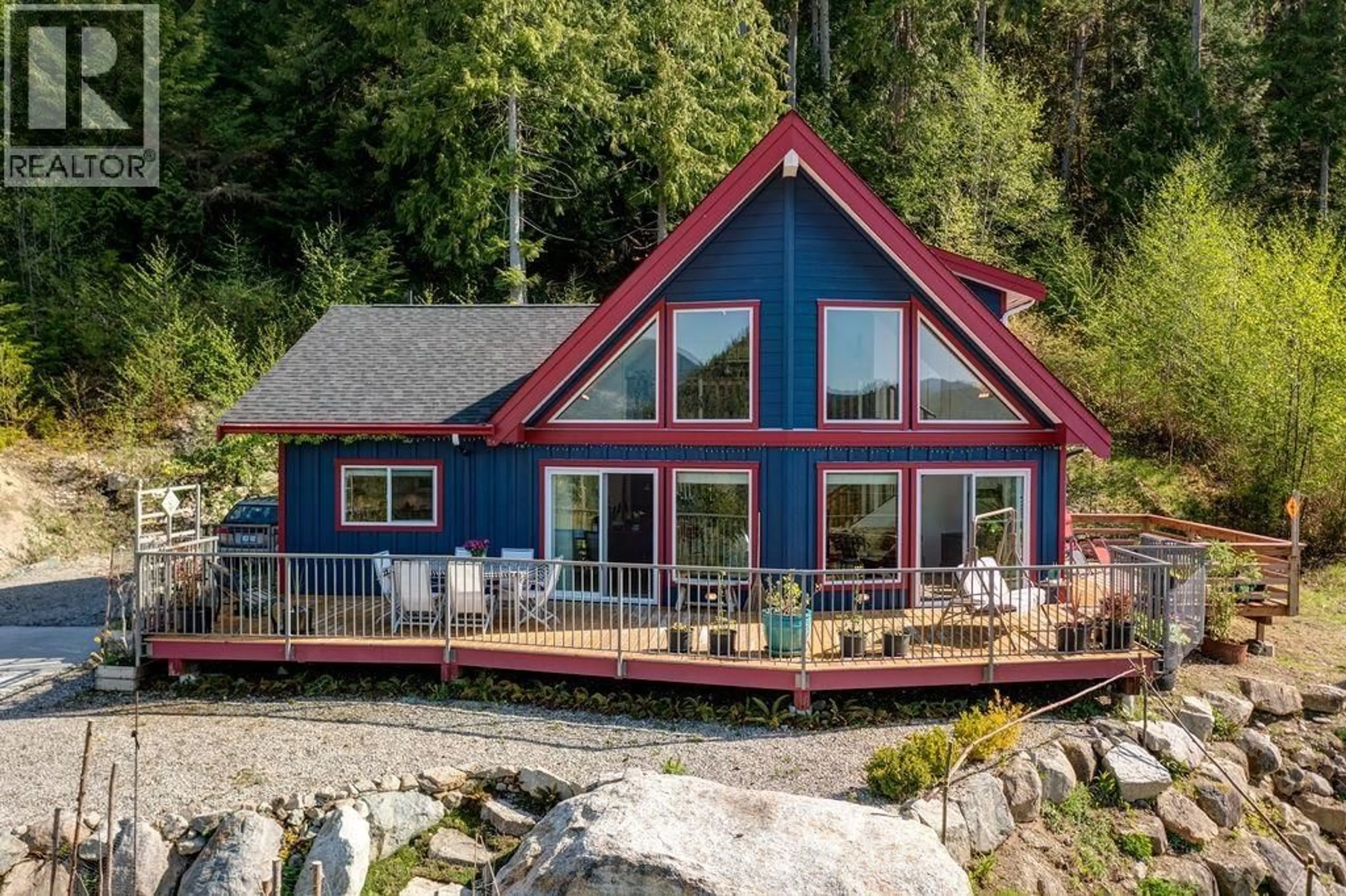 Home with vinyl exterior material, water/lake/river/ocean view for 5280 CECIL HILL ROAD, Madeira Park British Columbia V0N2H1