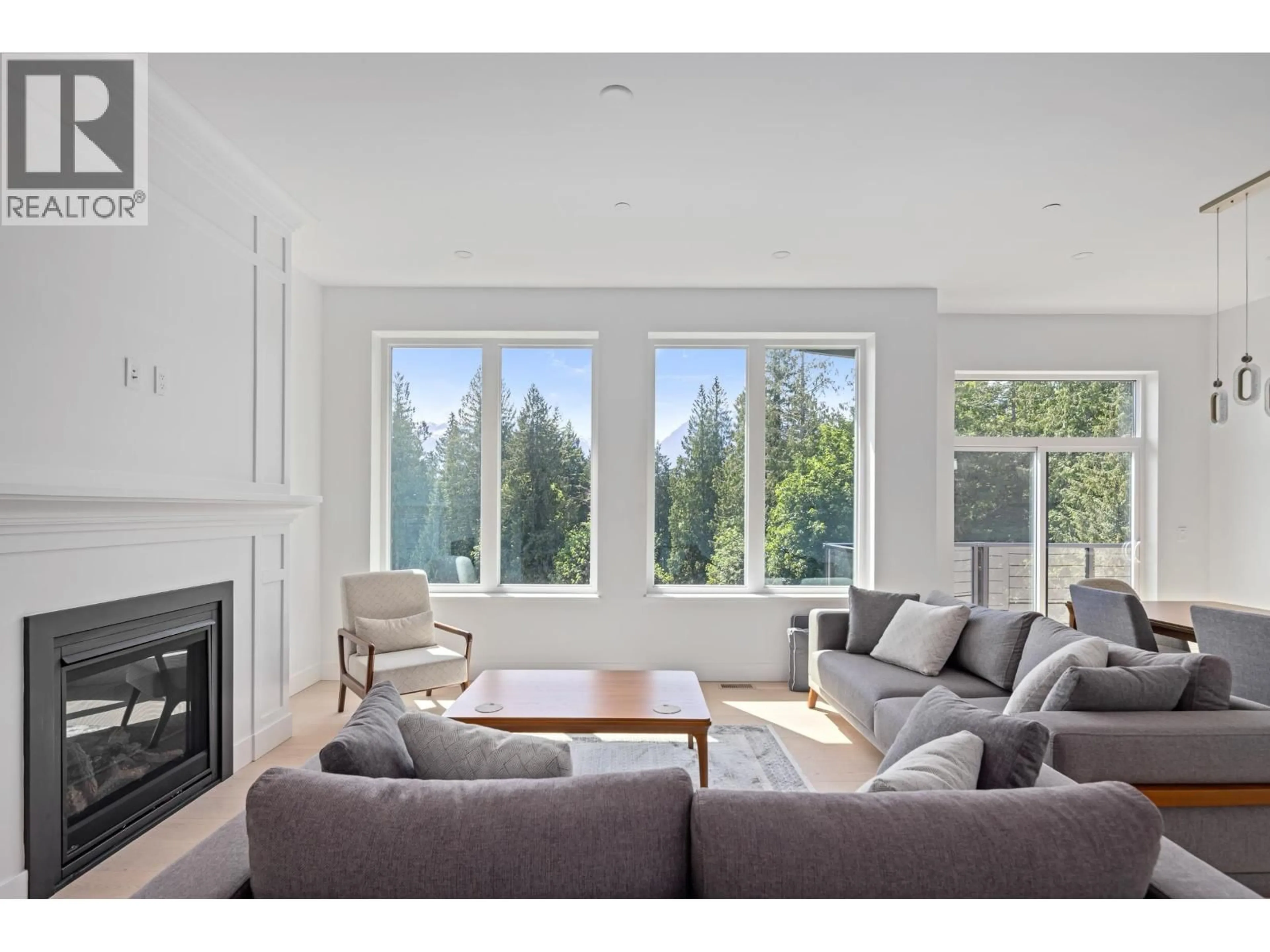 Living room with furniture, unknown for 37 - 3385 MAMQUAM ROAD, Squamish British Columbia V8B0E3