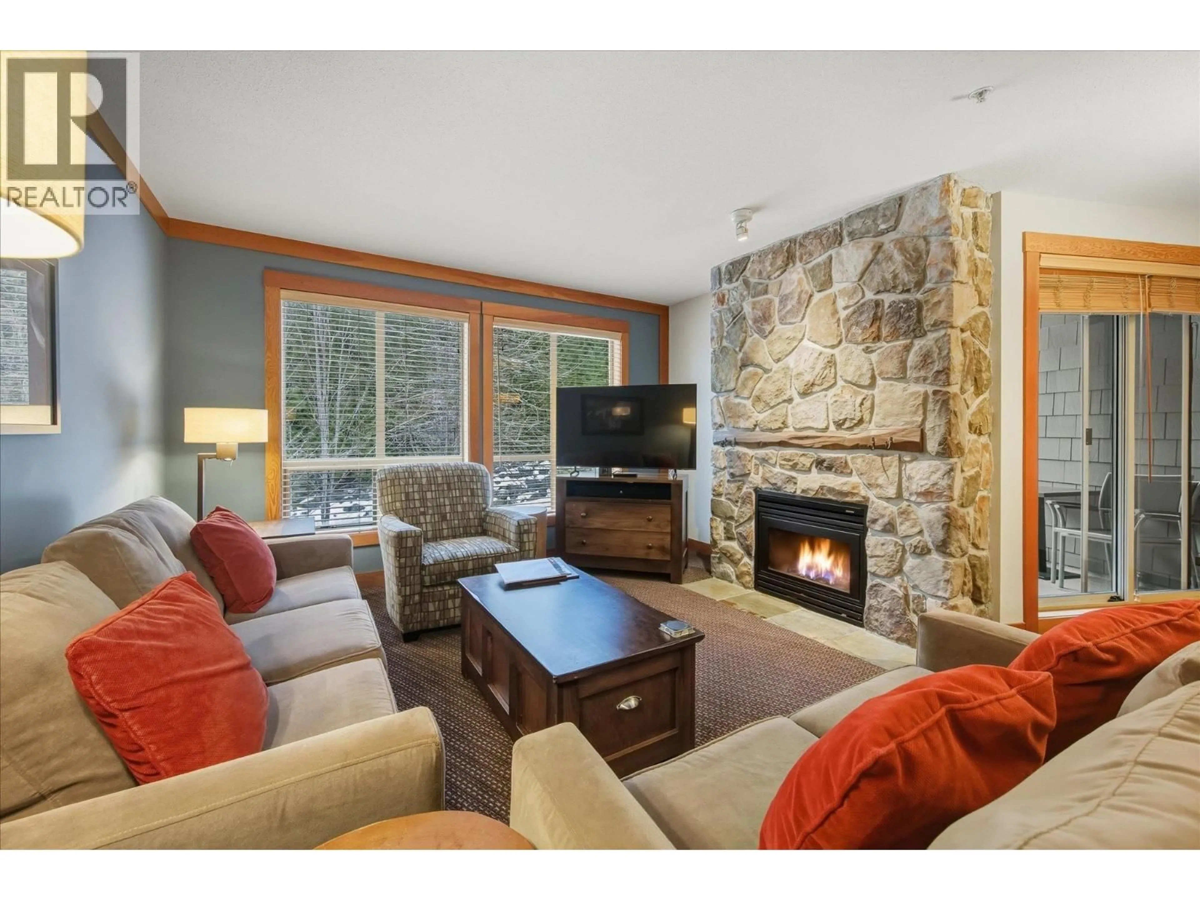 Living room with furniture, unknown for 326D - 2036 LONDON LANE, Whistler British Columbia V8E0N7