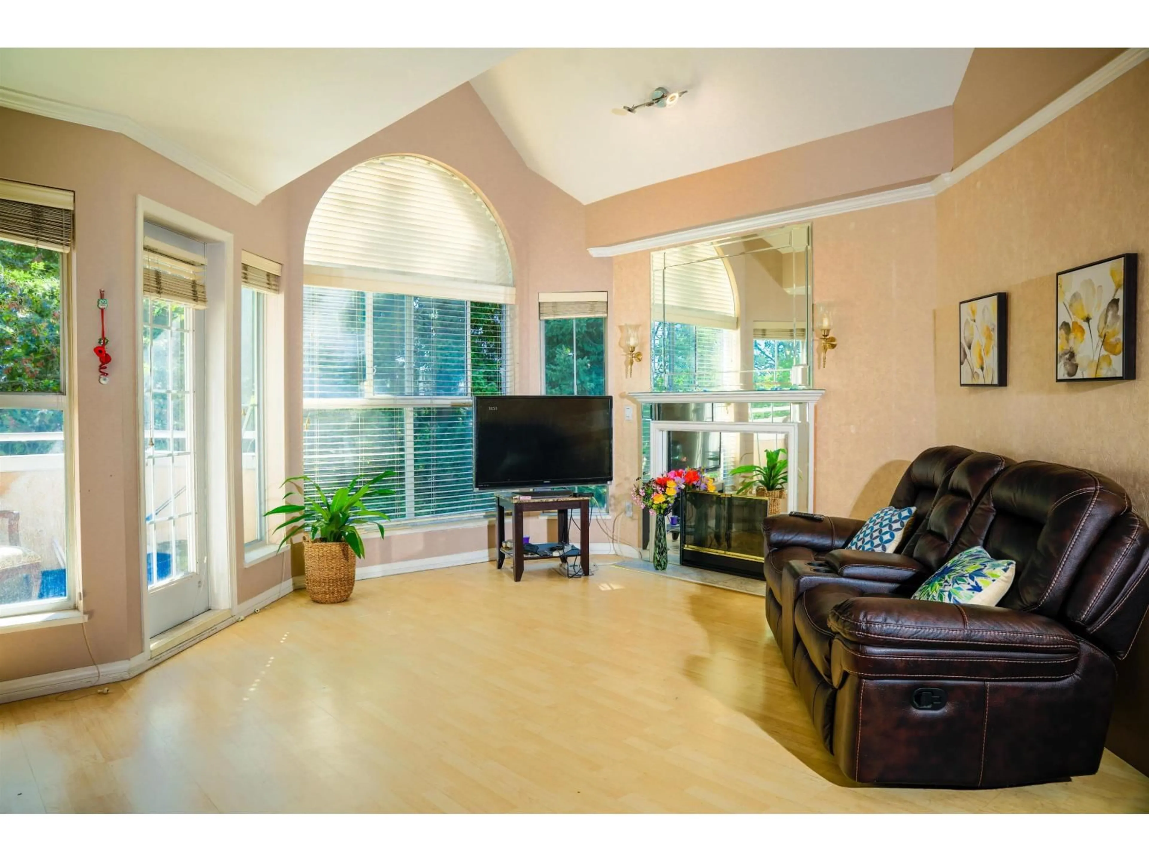 Unknown for 410 - 7435 121A STREET, Surrey British Columbia V3W0W8