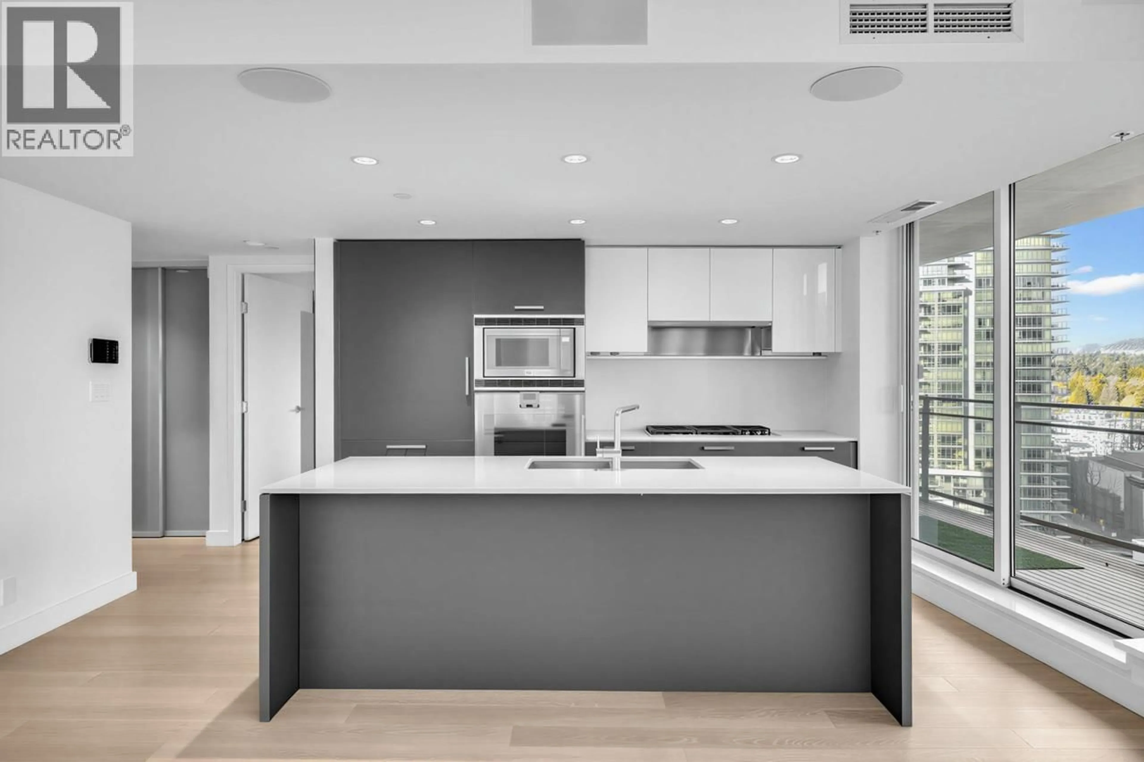 Contemporary kitchen, unknown for 1202 - 1499 PENDER STREET, Vancouver British Columbia V6G0A7