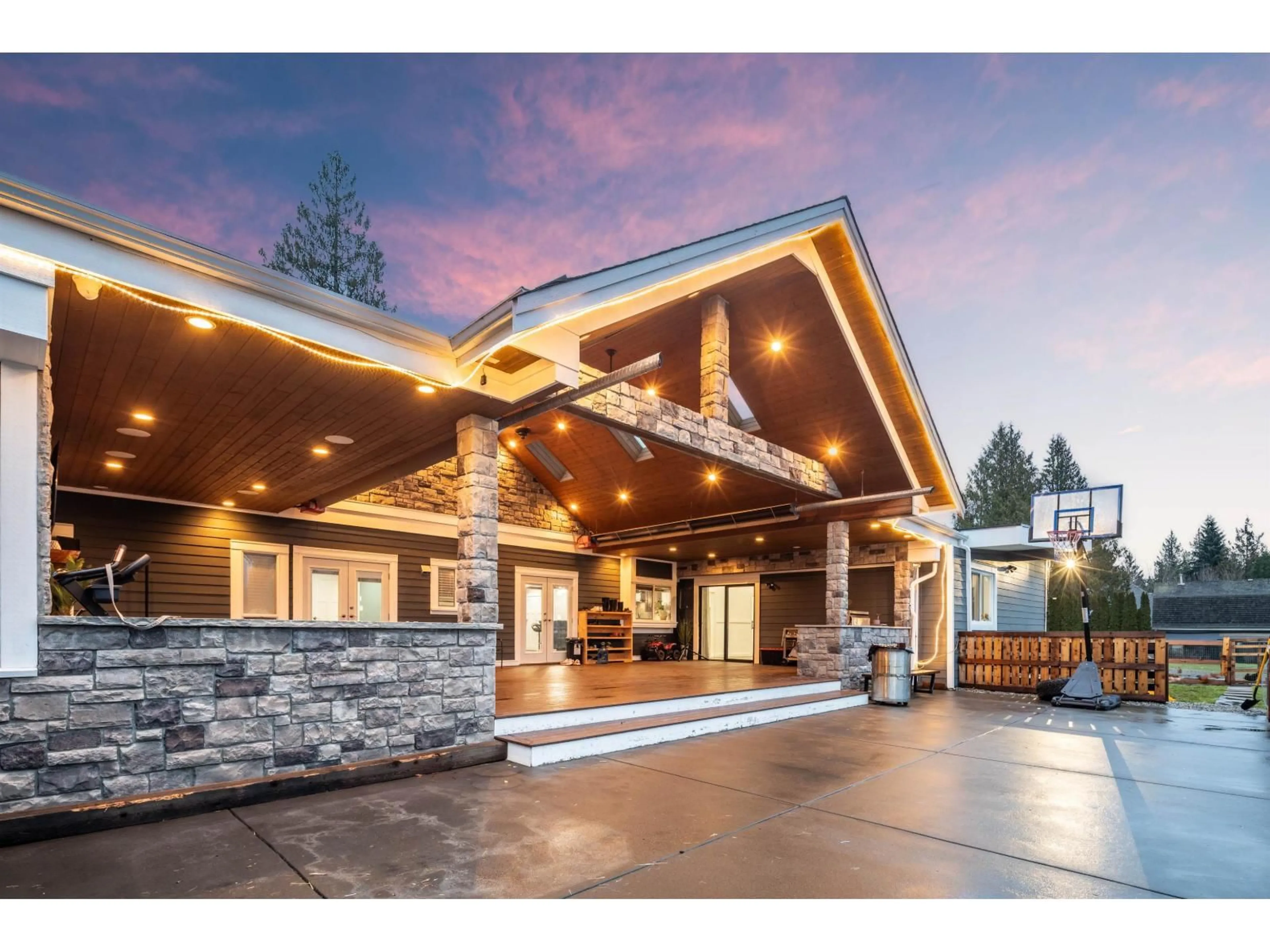 Unknown for 21298 36 AVENUE, Langley British Columbia V3A8N6