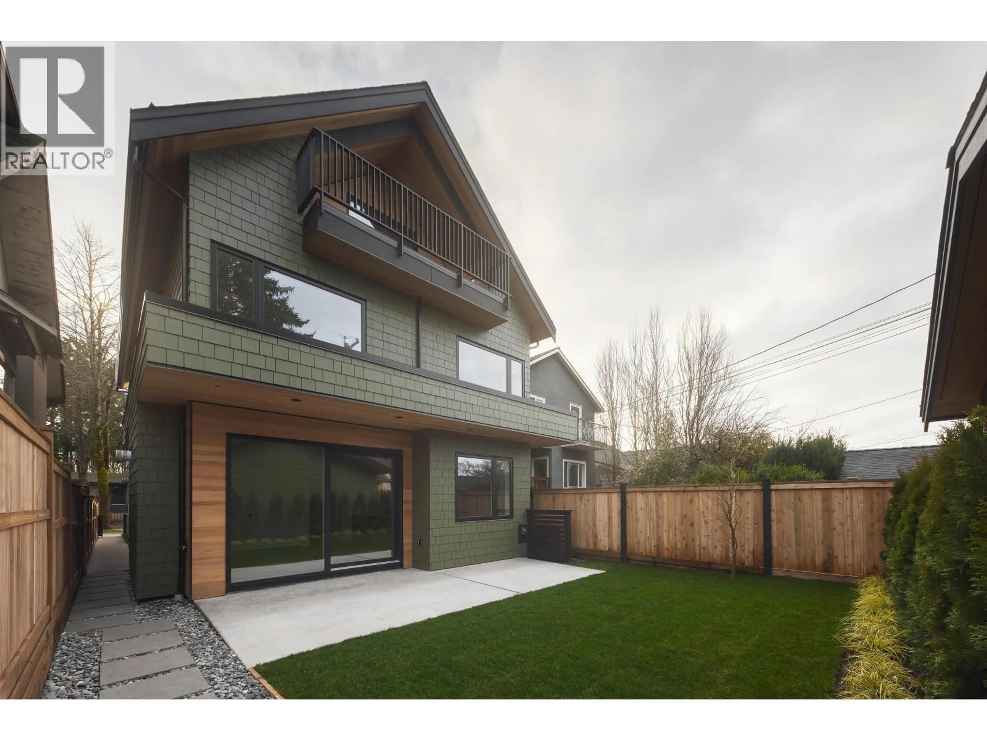 Unknown for 2 - 2755 11TH AVENUE, Vancouver British Columbia V6K2L8