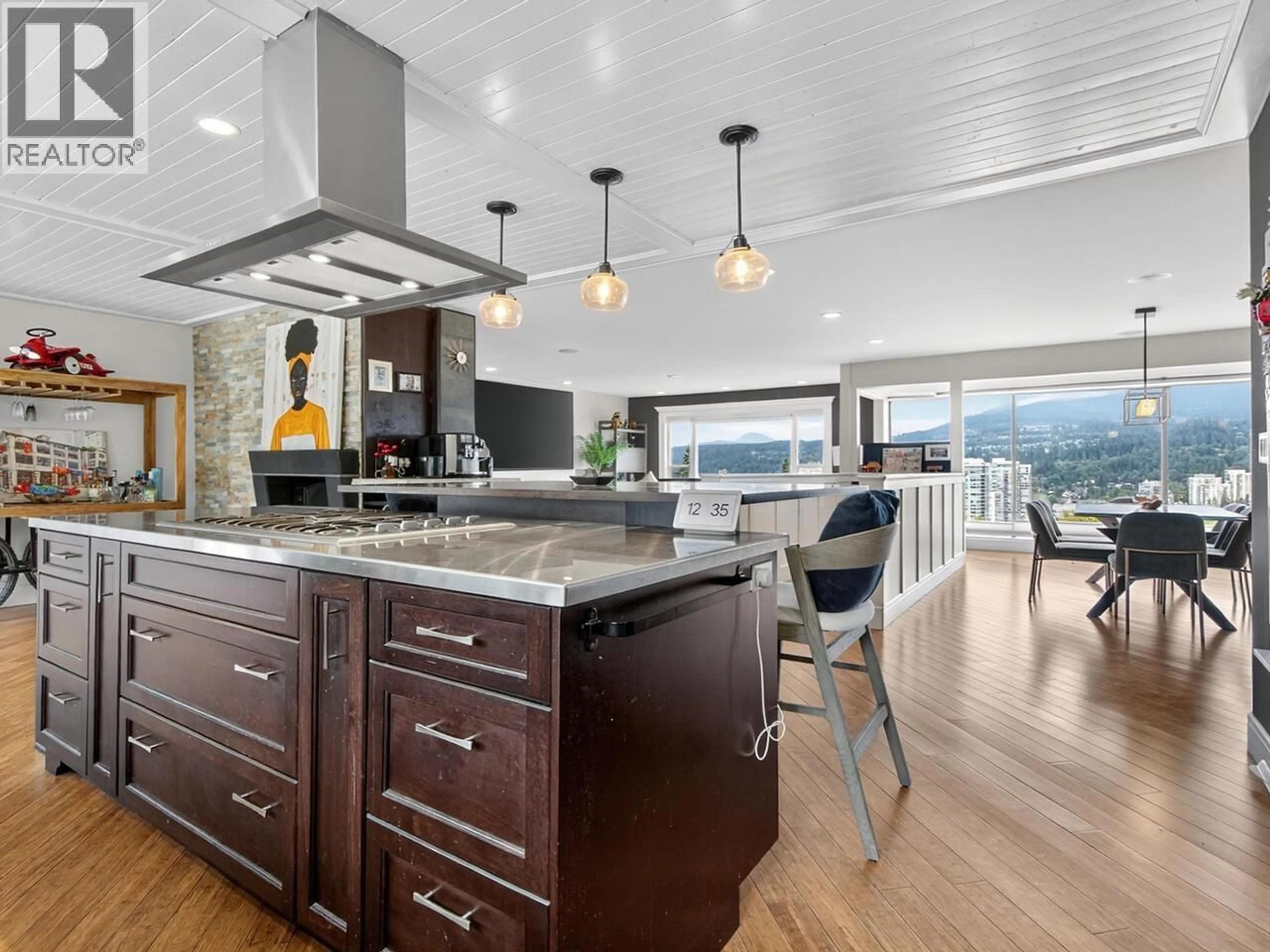 Open concept kitchen, wood/laminate floor for 1052 CORONA CRESCENT, Coquitlam British Columbia V3J7J3