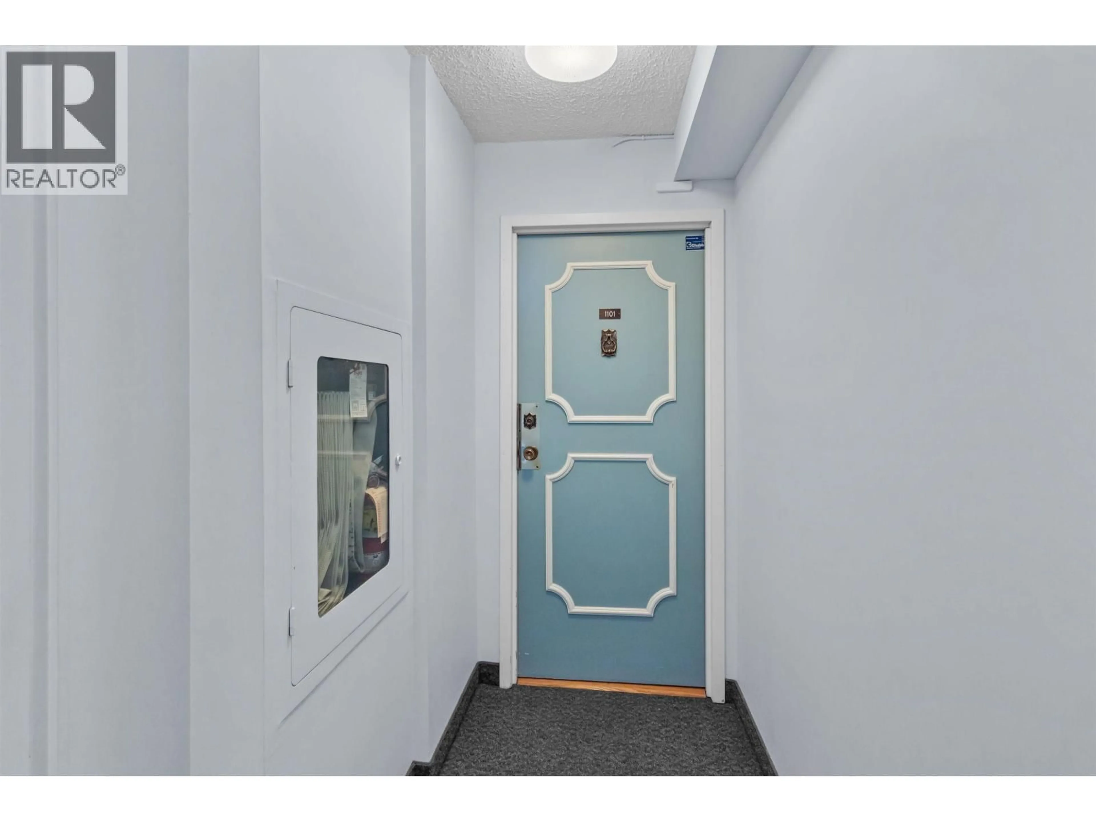 Indoor foyer for 1101 - 740 HAMILTON STREET, New Westminster British Columbia V3M5T7