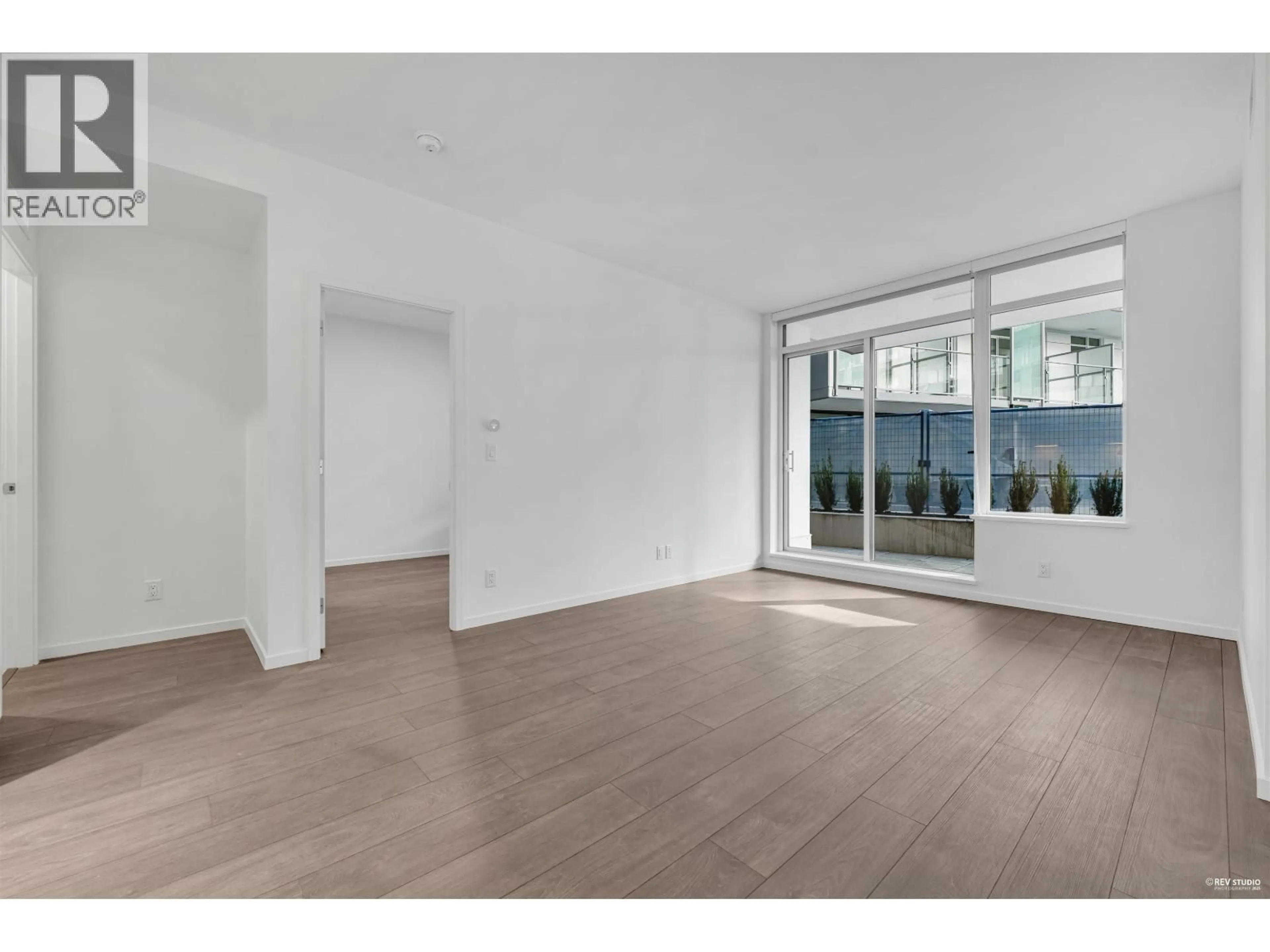 A pic of a room for 439 - 6500 MINORU BOULEVARD, Richmond British Columbia V6Y0N2