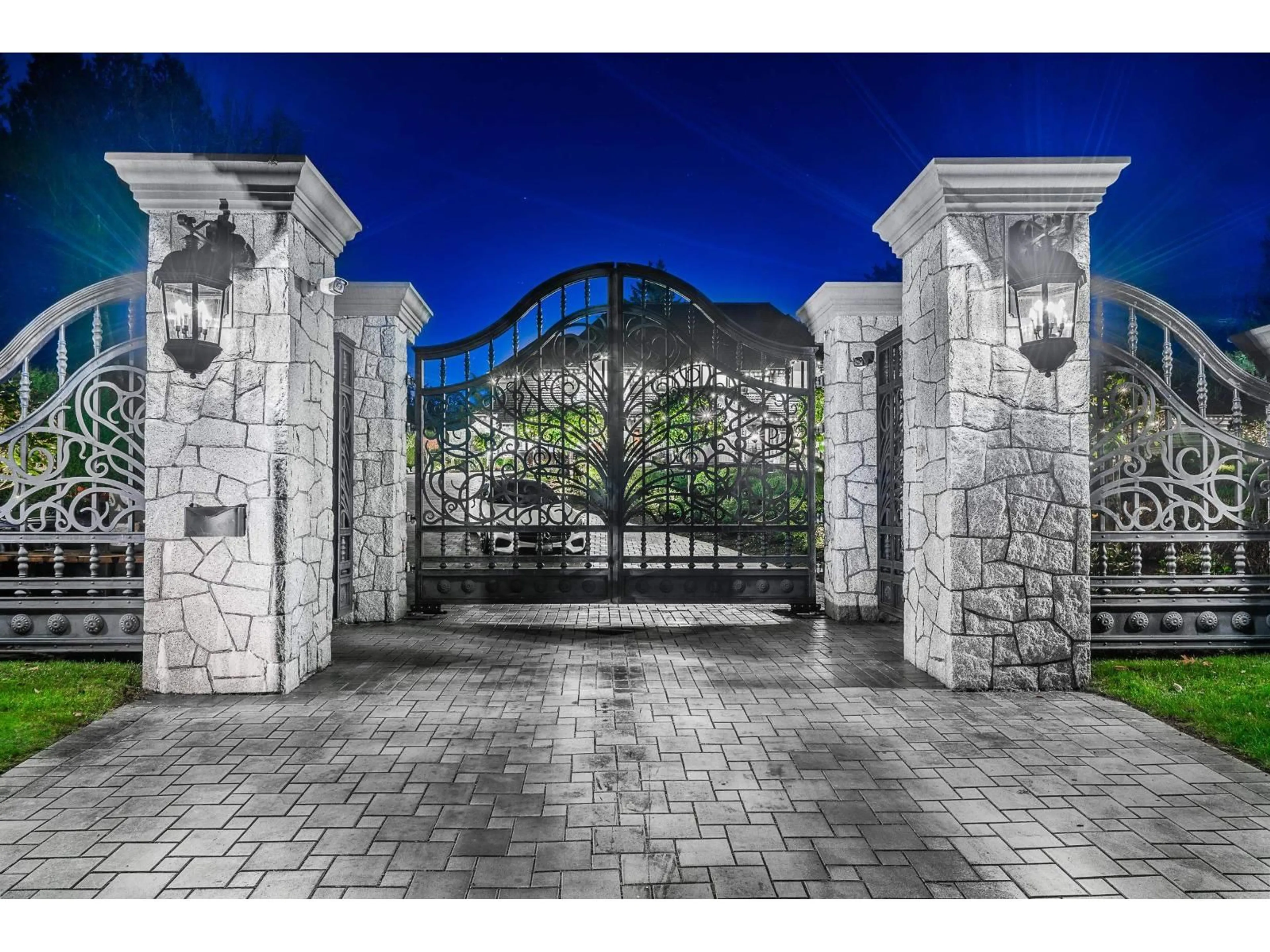 Unknown for 13283 56 AVENUE, Surrey British Columbia V3X2Z5