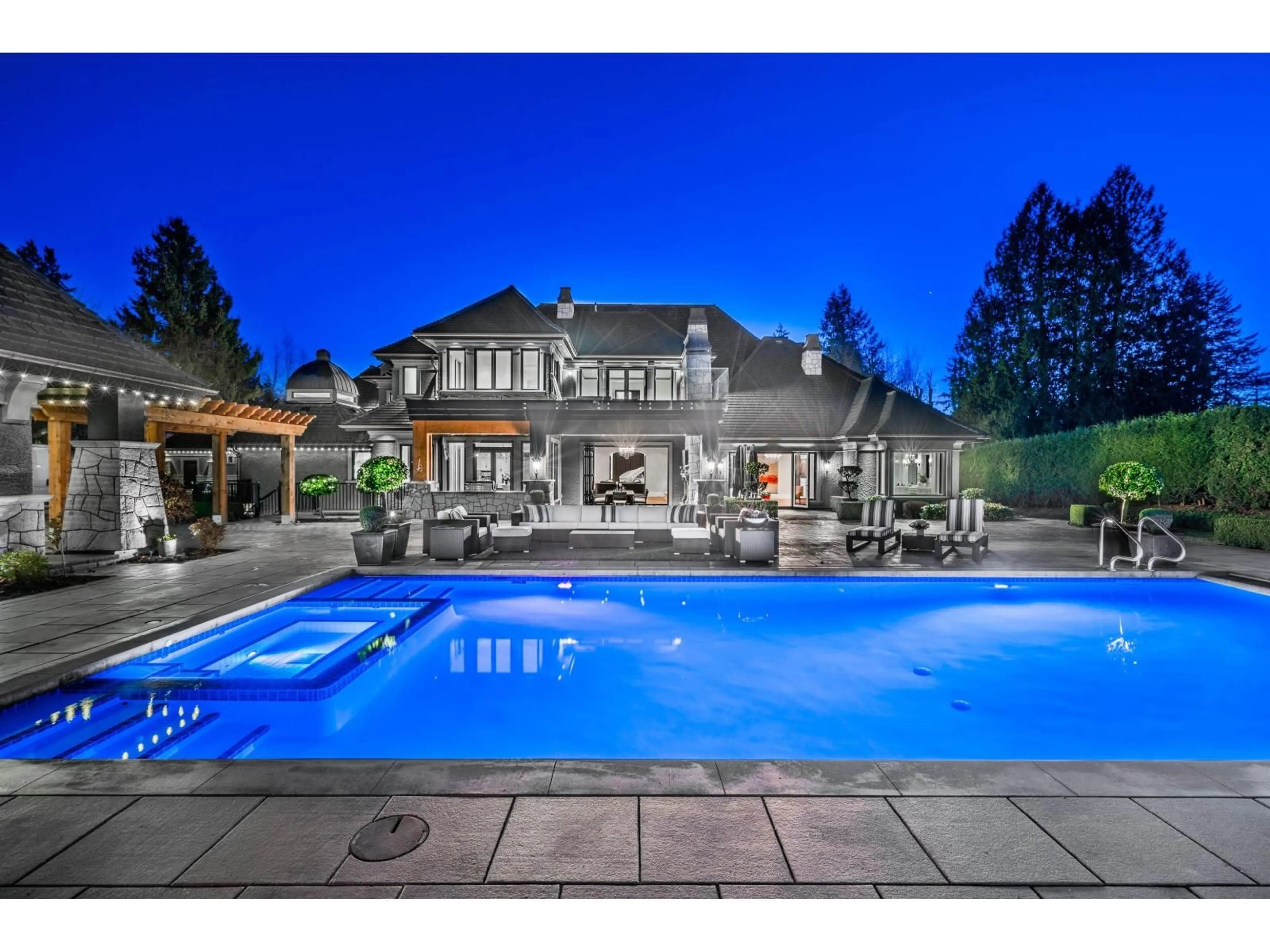 Pool for 13283 56 AVENUE, Surrey British Columbia V3X2Z5