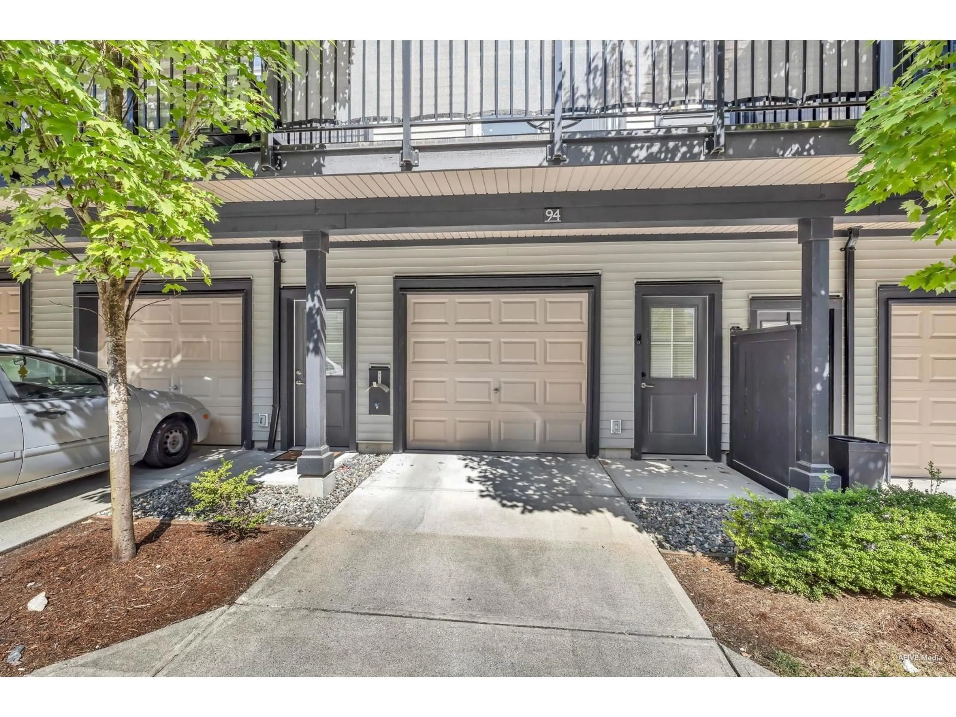 Indoor entryway for 94 - 30930 WESTRIDGE PLACE, Abbotsford British Columbia V2T0H6