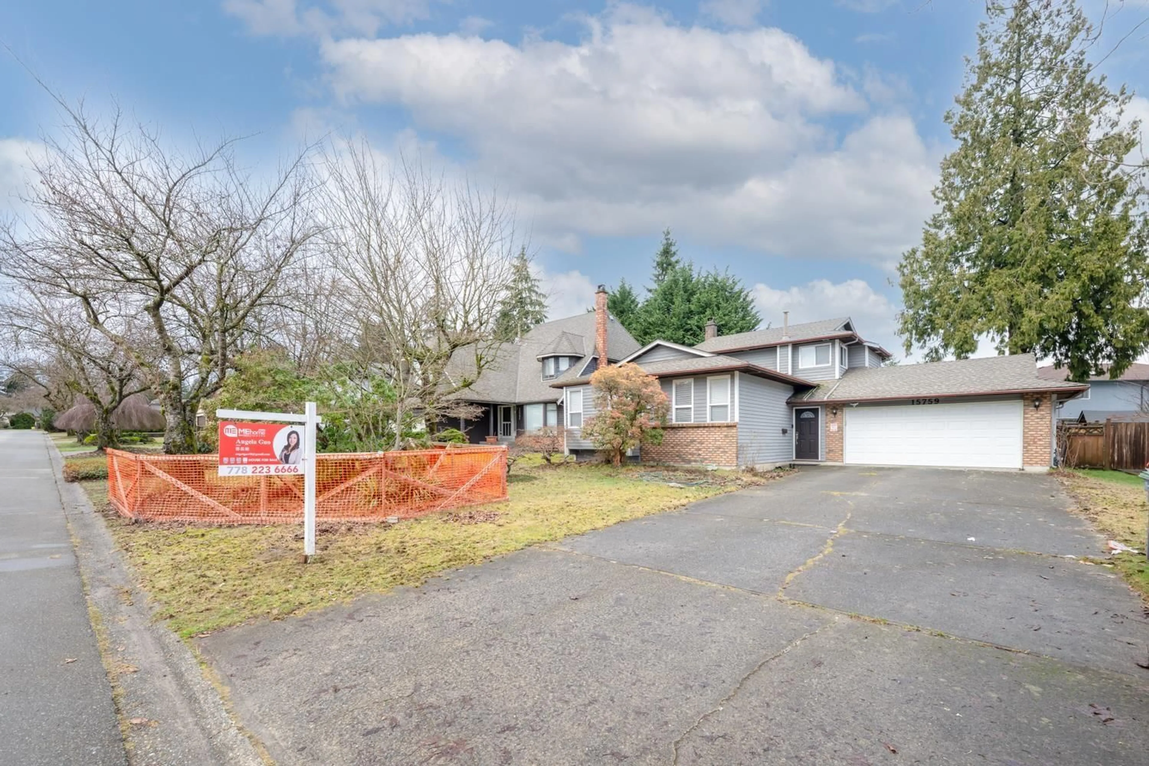 A pic from outside/outdoor area/front of a property/back of a property/a pic from drone, street for 15759 101 AVENUE, Surrey British Columbia V4N2S5