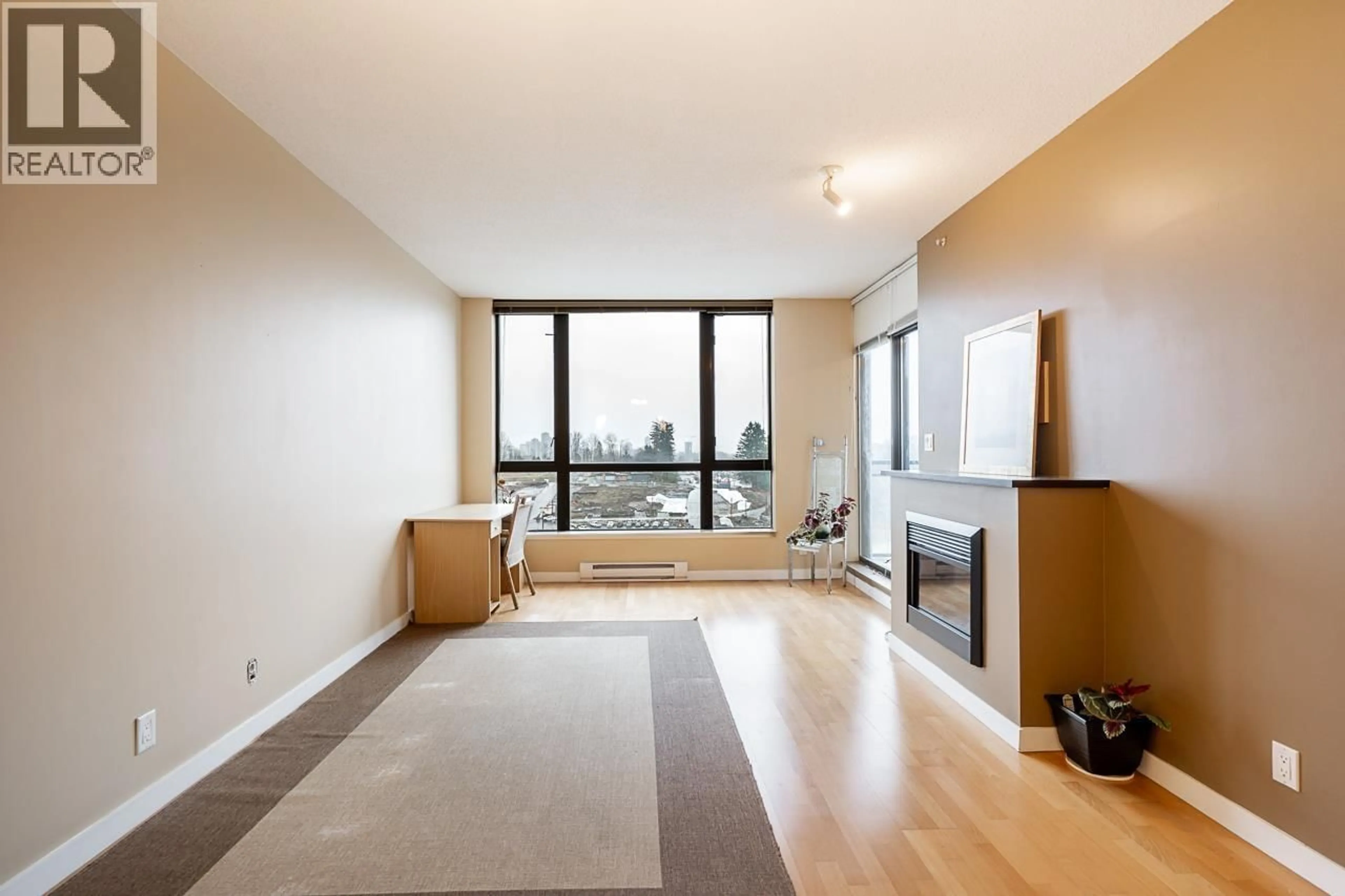 Unknown for 1701 - 400 CAPILANO ROAD, Port Moody British Columbia V3H0E1