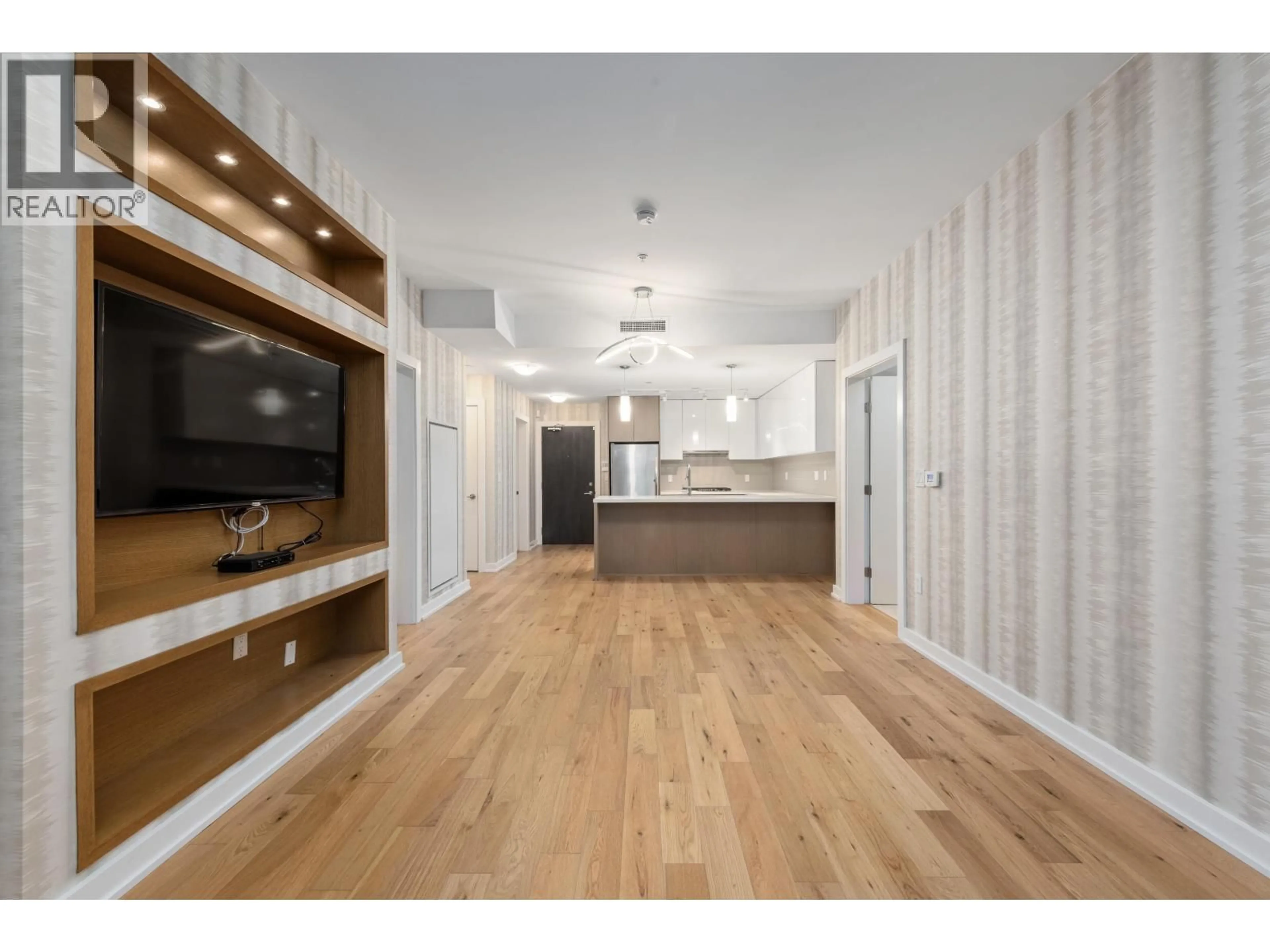 Open concept kitchen, wood/laminate floor for 116 - 5399 CEDARBRIDGE WAY, Richmond British Columbia V6X0L6