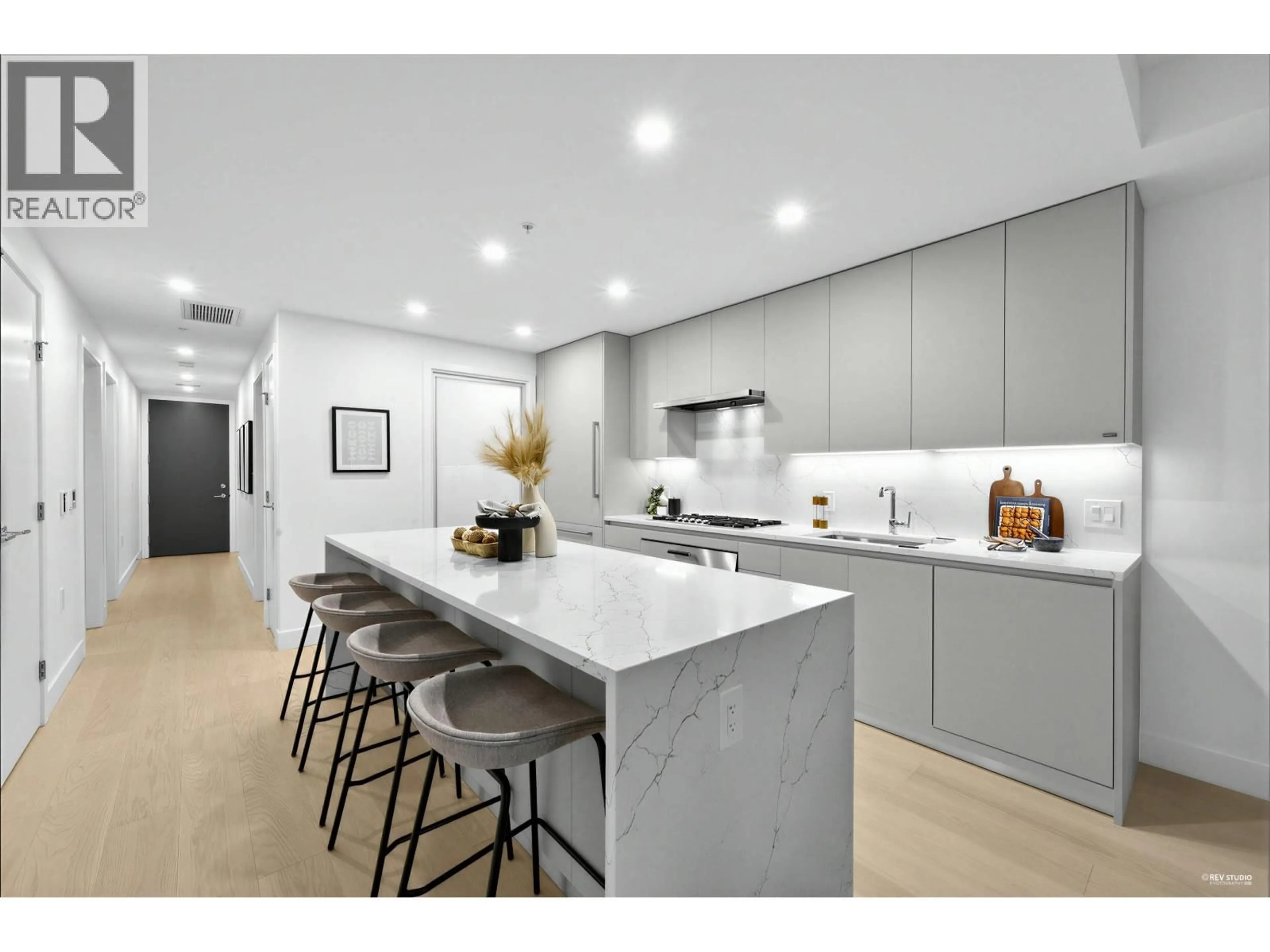 Contemporary kitchen, unknown for 205 - 1331 MARINE DRIVE, West Vancouver British Columbia V7T1B6