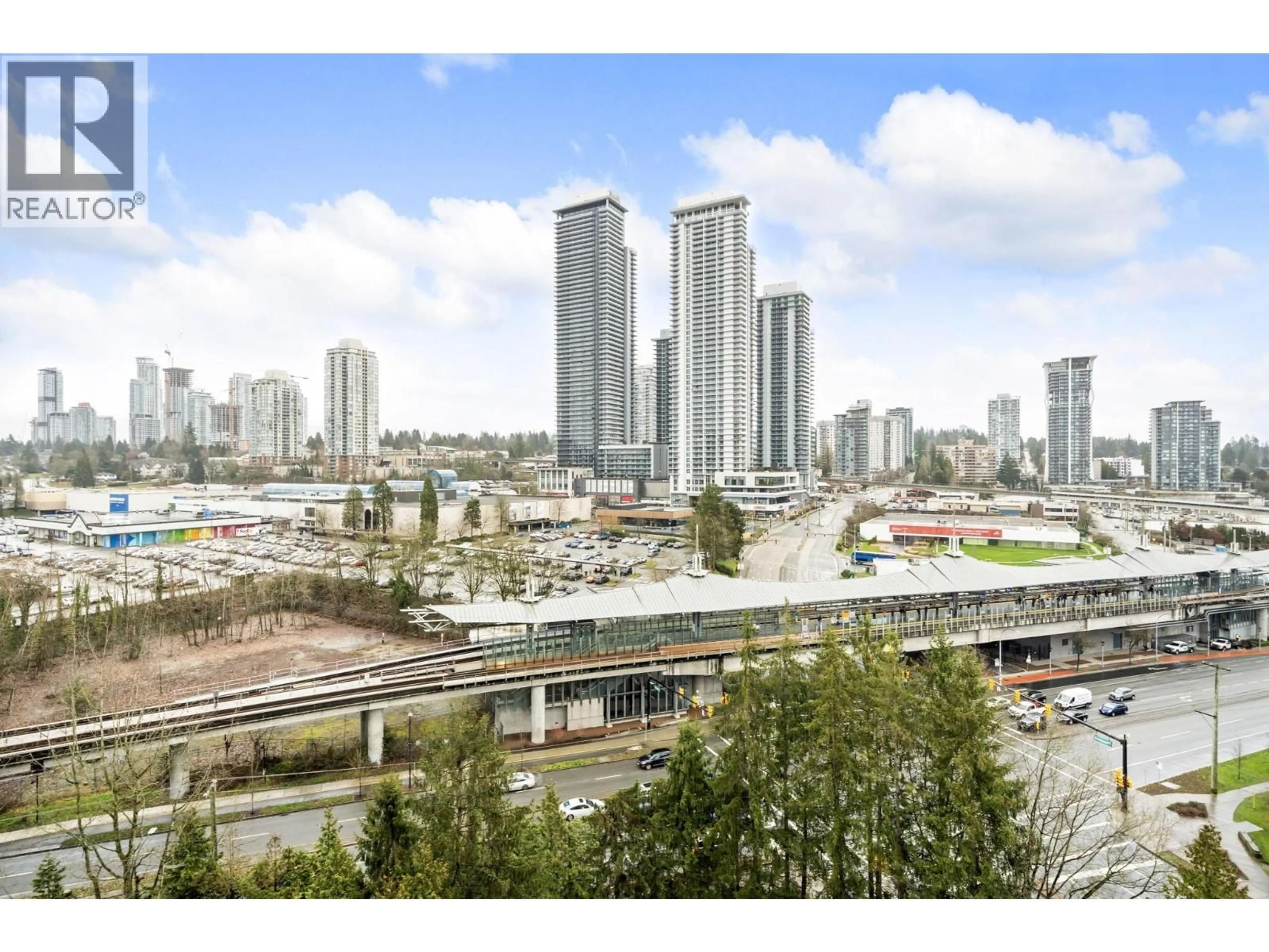 Unknown for 1306 - 9521 CARDSTON COURT, Burnaby British Columbia V3N4R8