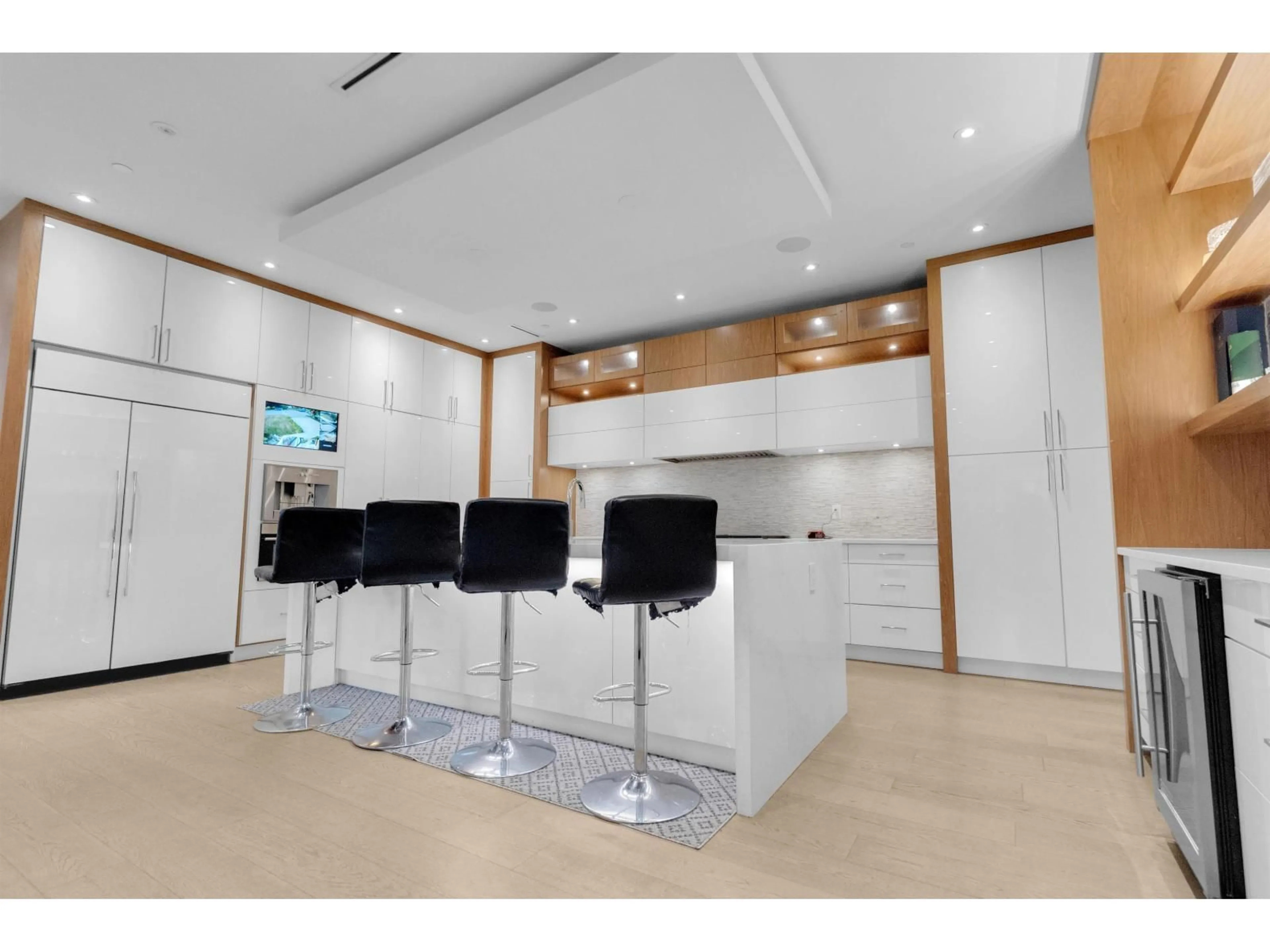 Unknown for 1440 MAPLE STREET, White Rock British Columbia V4B4N2