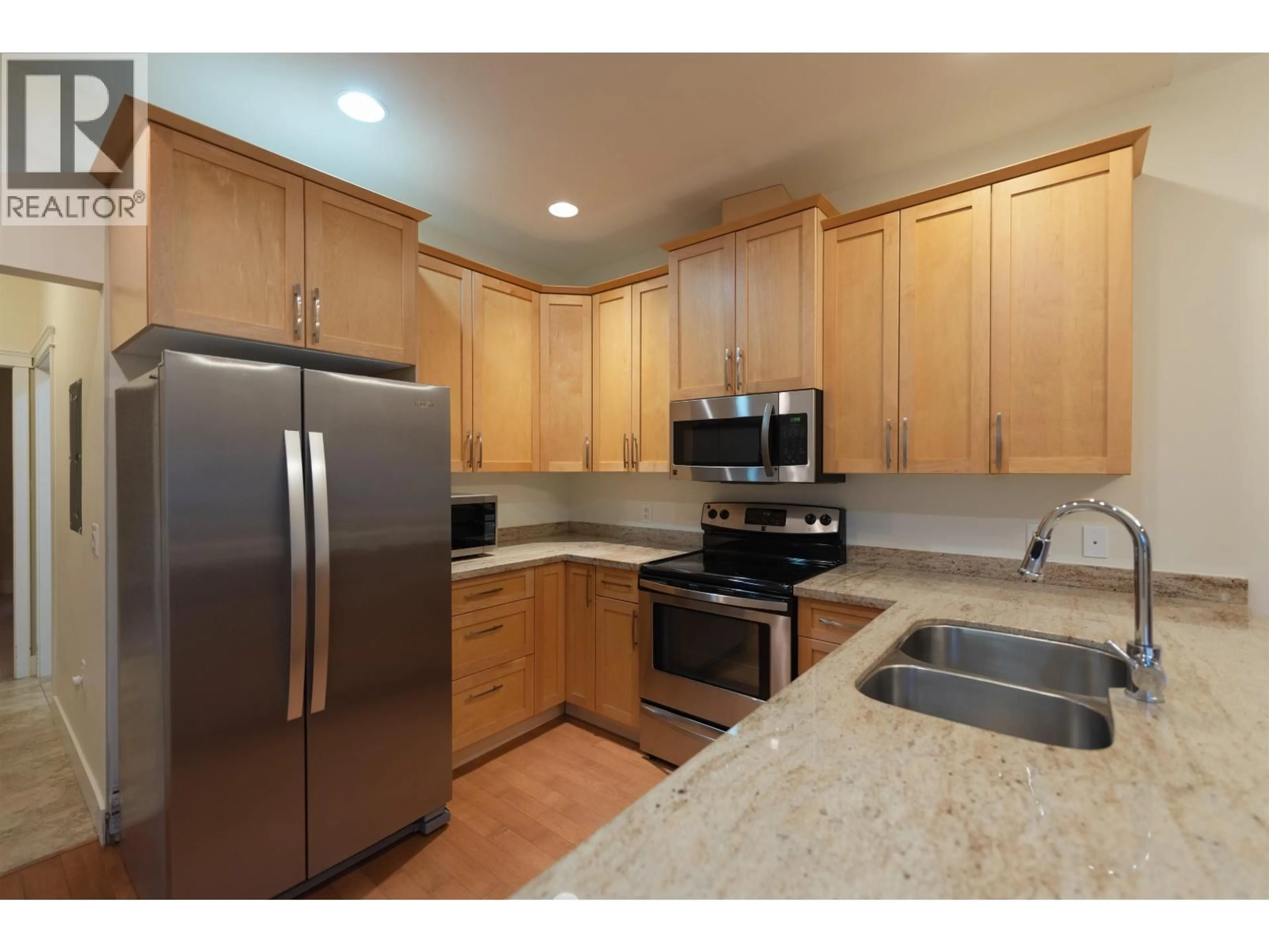 Standard kitchen, unknown for 110 - 518 SHAW ROAD, Gibsons British Columbia V0N1V8