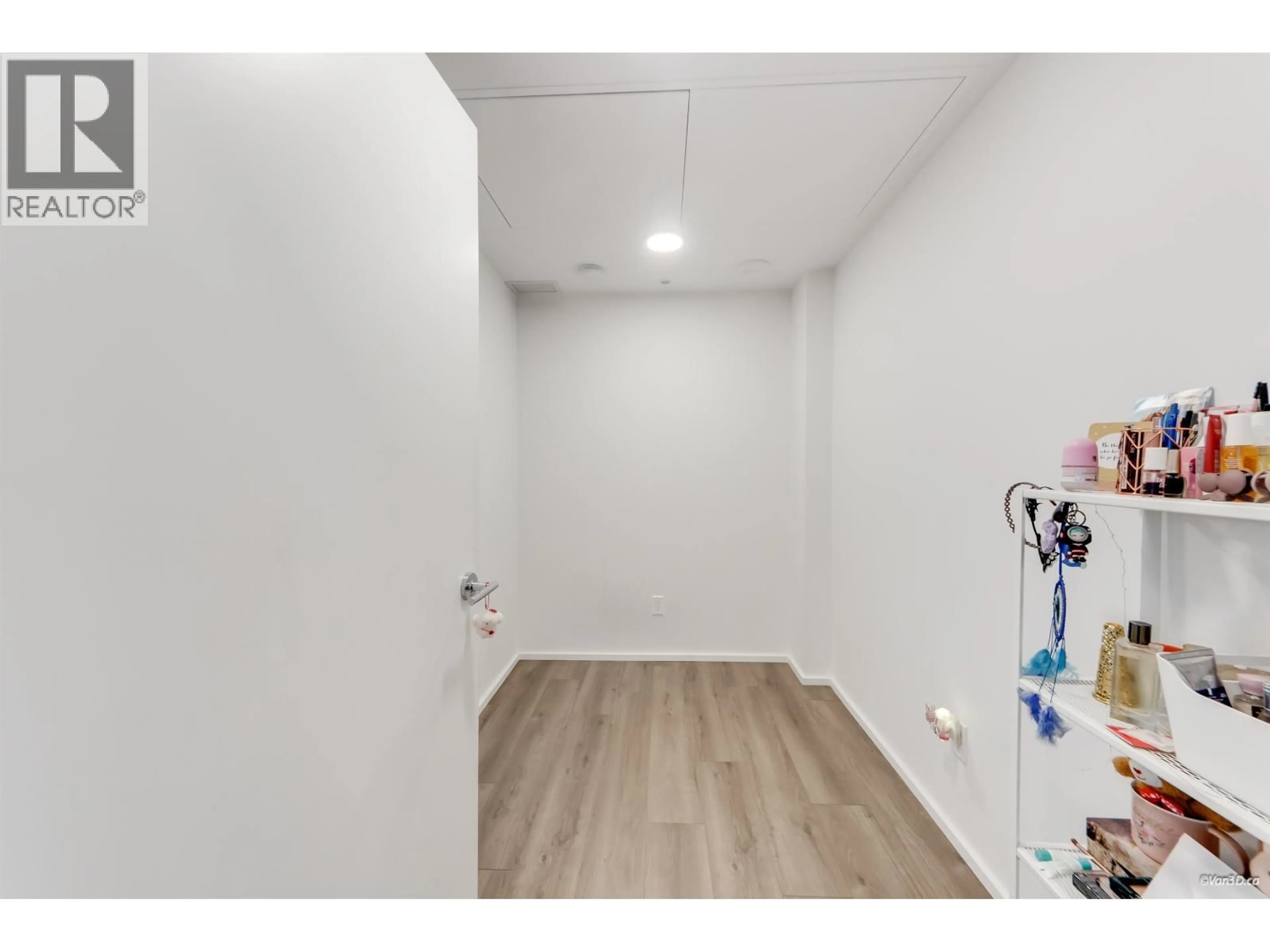 A pic of a room for 1710 - 3809 EVERGREEN PLACE, Burnaby British Columbia V3J0M1