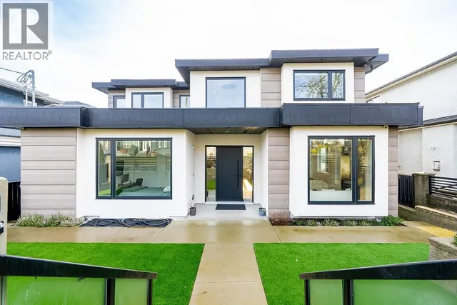8056 12TH AVENUE, Burnaby 2