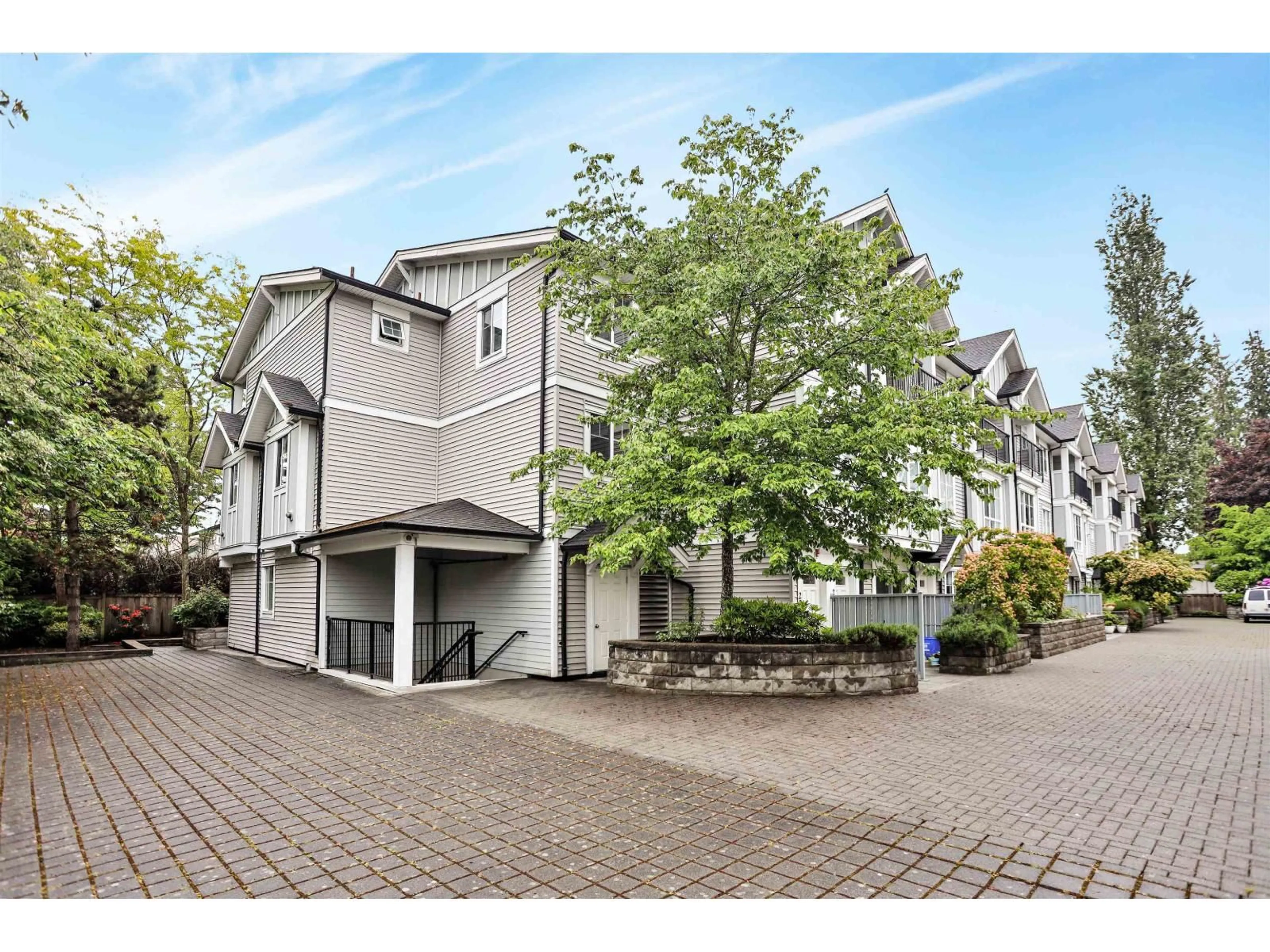 Unknown for 40 - 13239 OLD YALE ROAD, Surrey British Columbia V3T3C5